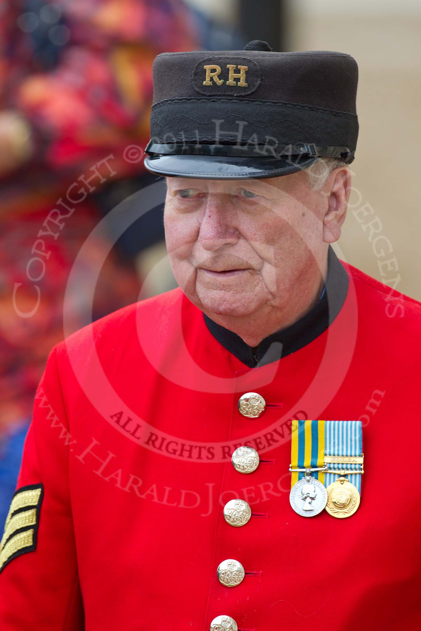 The Major General's Review 2011: Close-up of a 'Chelsea Pensioner' (ex-servicemen and -women, in-pensioners living at the Royal Hospital Chelsea), a former Colour Sergeant (?), a spectator during the rehearsal..
Horse Guards Parade, Westminster,
London SW1,
Greater London,
United Kingdom,
on 28 May 2011 at 09:47, image #10
