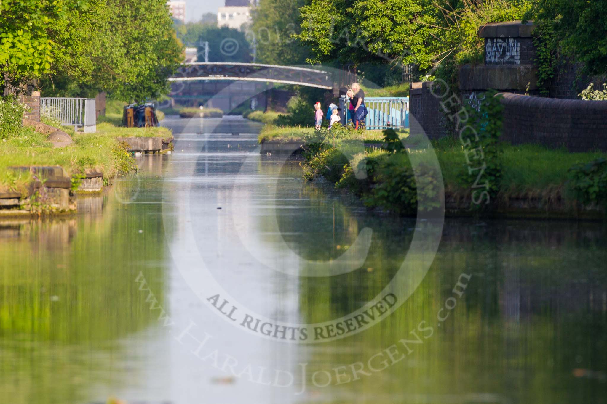 BCN Marathon Challenge 2013: Puppy Green Aqueduct on the BCN New Main Line at Tipton..
Birmingham Canal Navigation,


United Kingdom,
on 25 May 2013 at 18:24, image #276