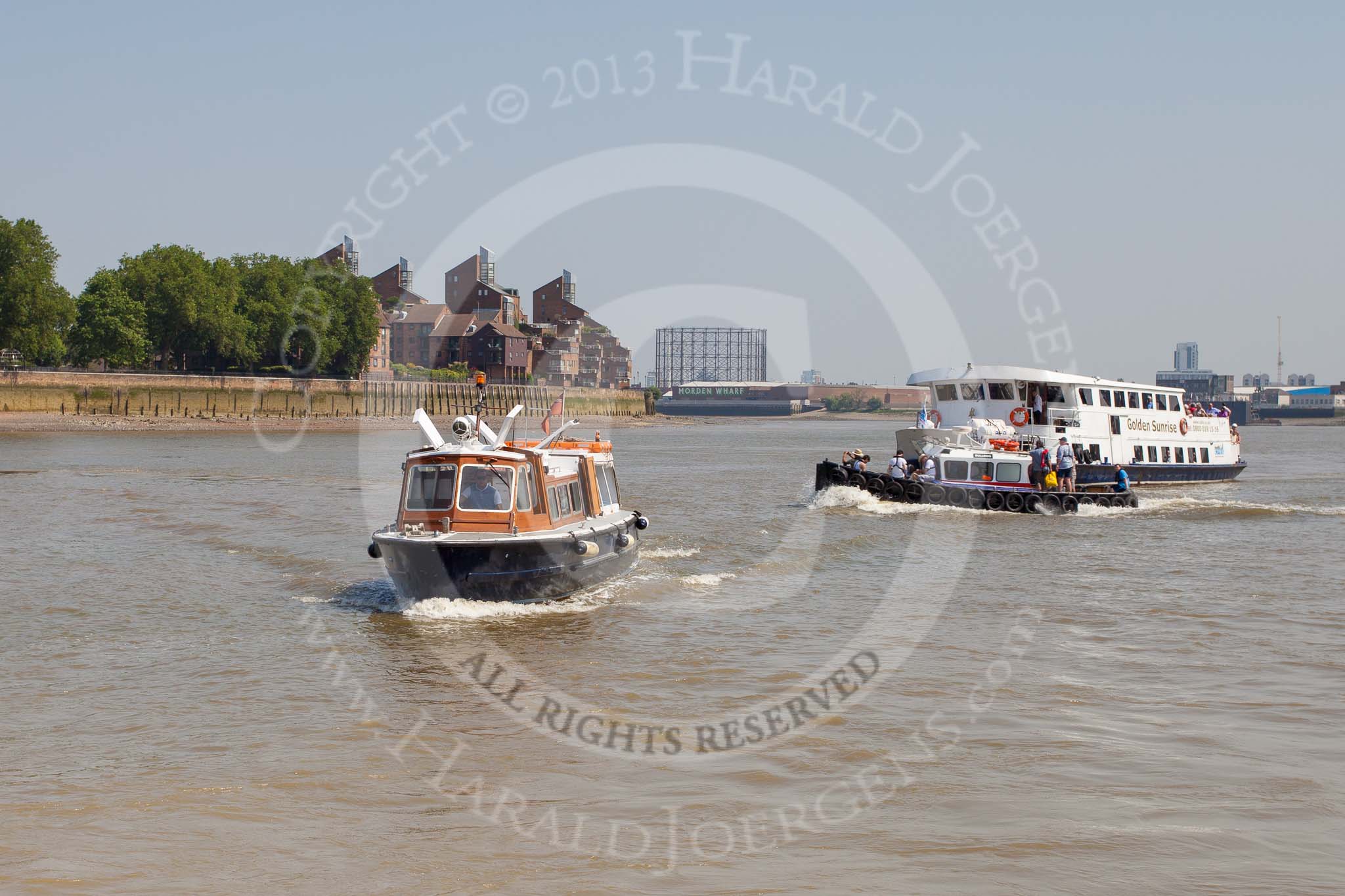 TOW River Thames Barge Driving Race 2013: The high speed Thames Launch "John Harriot", by Thames Executive Charters, arriving at Greenwich pier to pick up the umpire and the the photographer..
River Thames between Greenwich and Westminster,
London,

United Kingdom,
on 13 July 2013 at 11:11, image #25