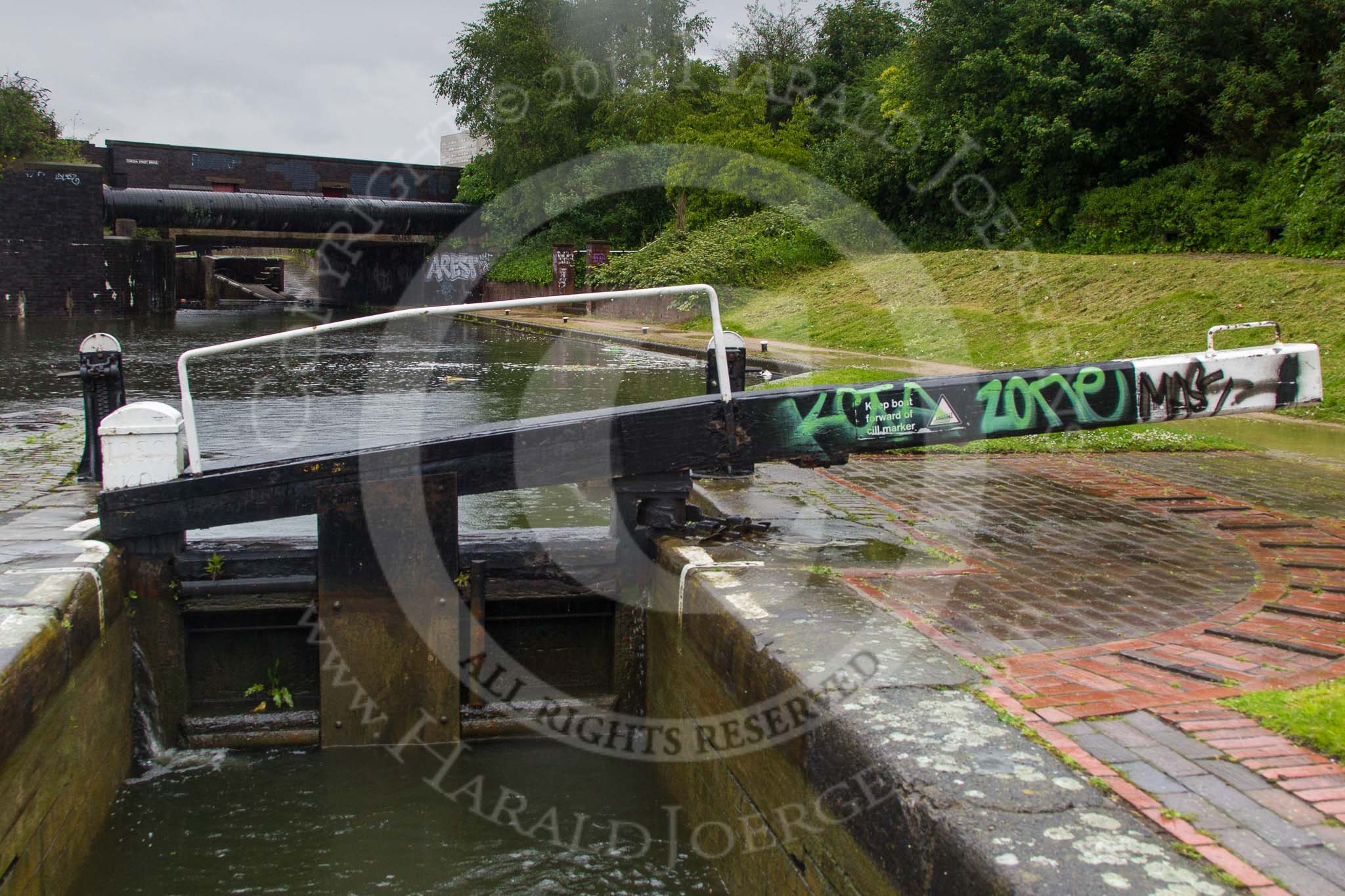 BCN Marathon Challenge 2014: Ashted Locks on the Digbeth Branch at Curzon Street Bridge..
Birmingham Canal Navigation,


United Kingdom,
on 23 May 2014 at 16:22, image #51