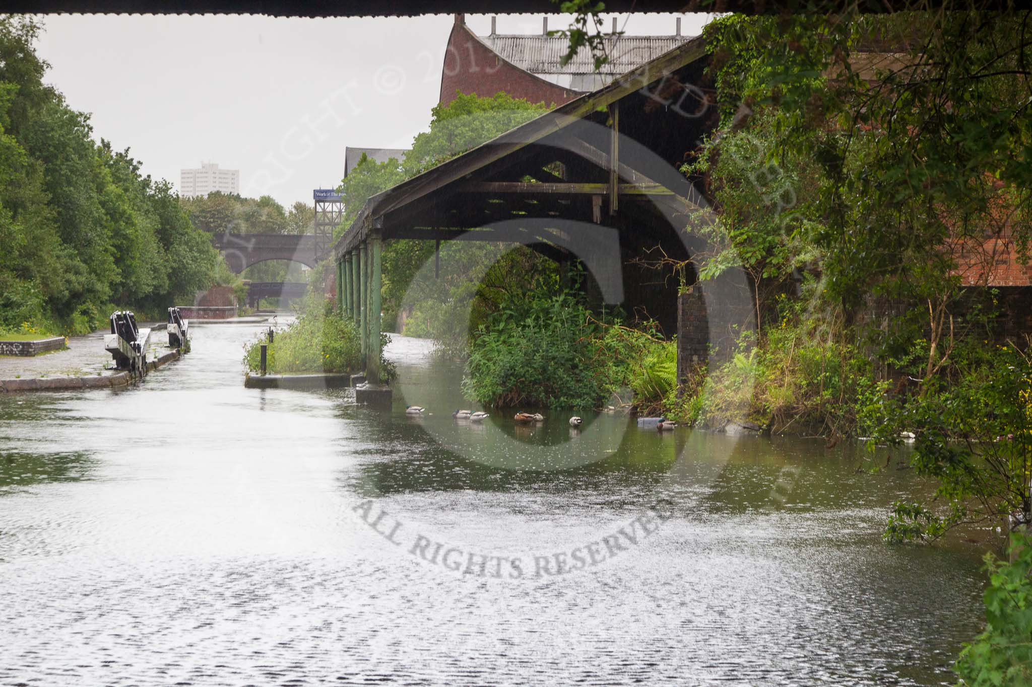 BCN Marathon Challenge 2014: Warwick Bar stop locks, and Warwick Wharf on the right, on the Grand Union (Warwick & Birmingham) Canal. The stop locks work both ways..
Birmingham Canal Navigation,


United Kingdom,
on 23 May 2014 at 16:35, image #58
