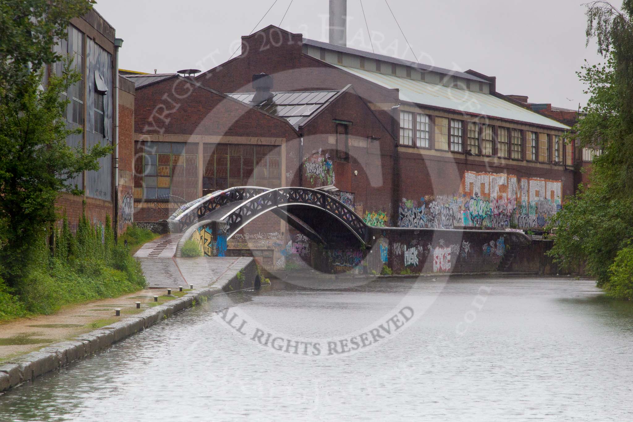 BCN Marathon Challenge 2014: Bordesley Junction seen from the Digbeth Branch. The canal turns to the right towards London, to the left is the Grand Union Canal (Birmingham & Warwick Junction Canal)..
Birmingham Canal Navigation,


United Kingdom,
on 23 May 2014 at 16:42, image #66