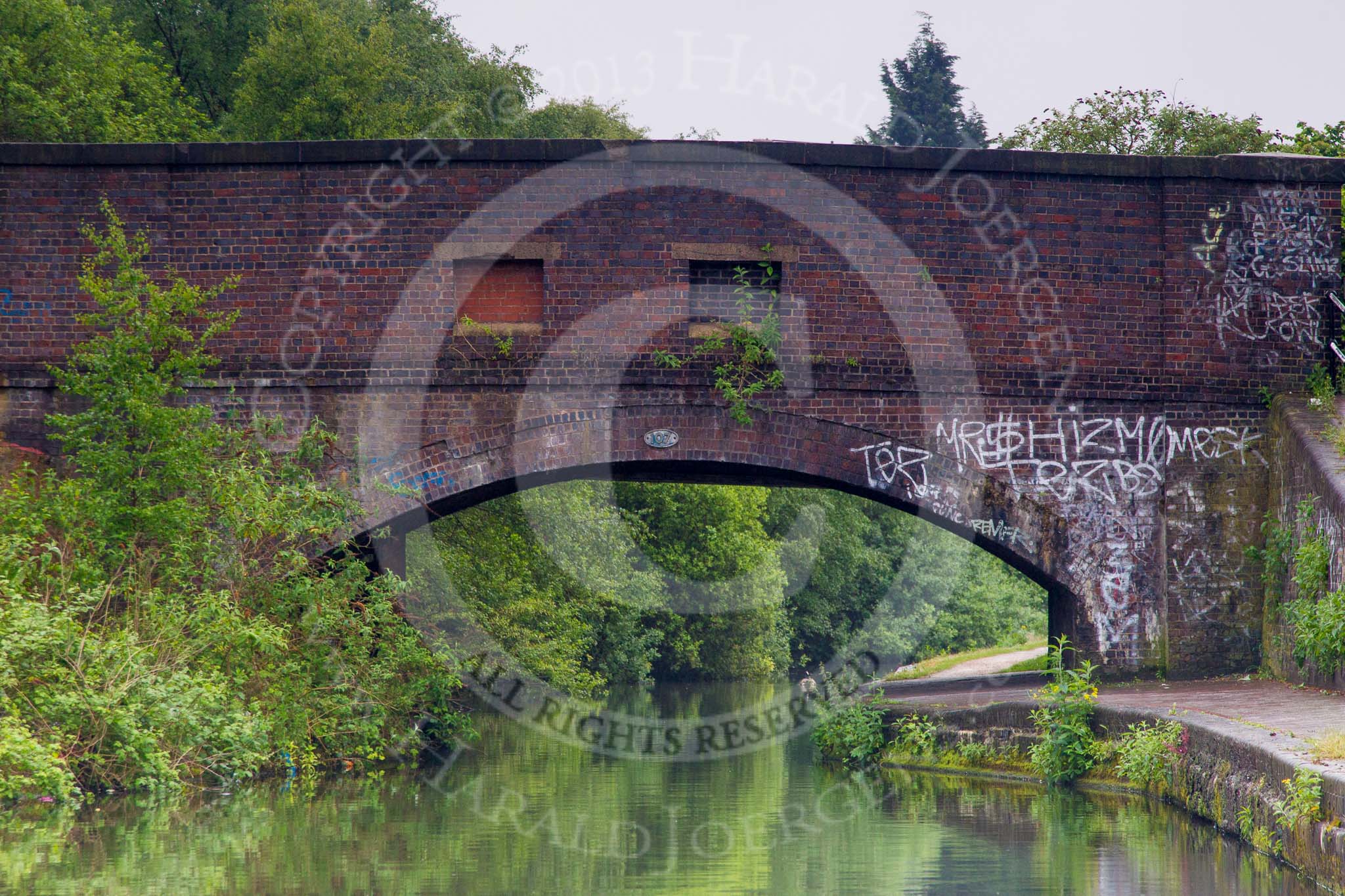 BCN Marathon Challenge 2014: Bridge 107 (Cranby Street Bridge , or Gas Works Bridge) on the Grand Union Canal (Birmingham & Warwick Junction Canal) between Salford Junction and Garrison Locks.
Birmingham Canal Navigation,


United Kingdom,
on 24 May 2014 at 08:28, image #75