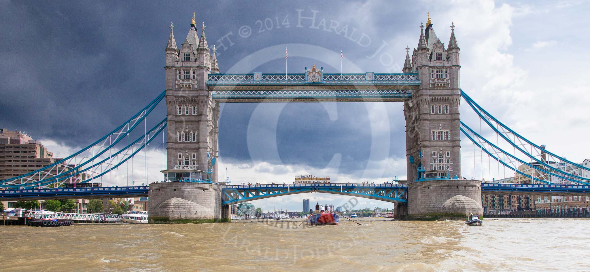 TOW River Thames Barge Driving Race 2014.
River Thames between Greenwich and Westminster,
London,

United Kingdom,
on 28 June 2014 at 13:22, image #225