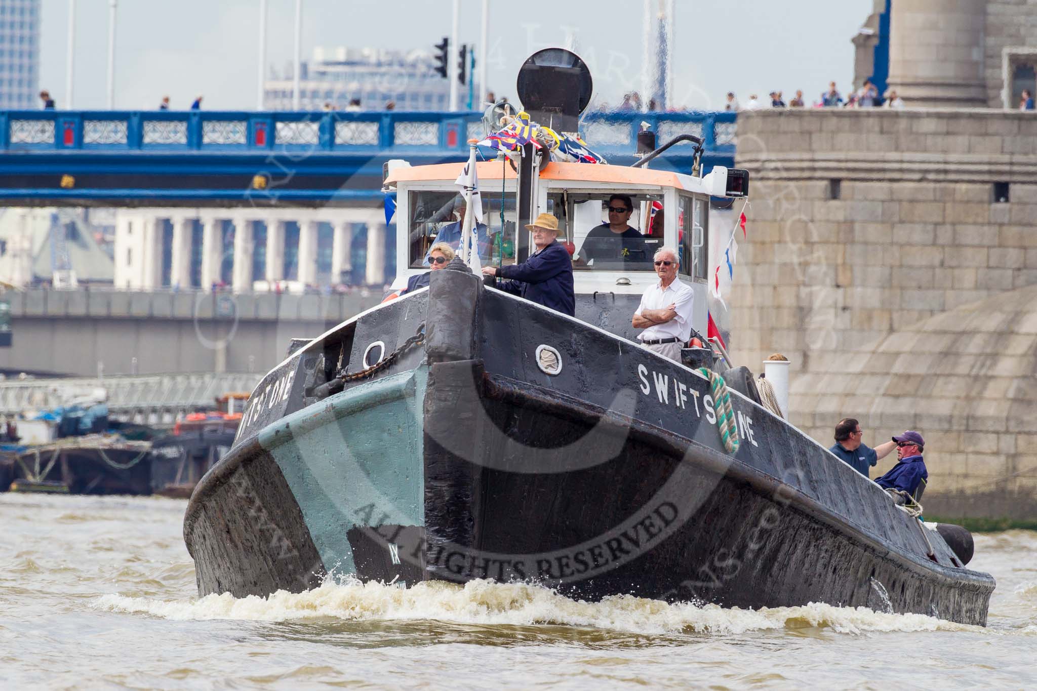 TOW River Thames Barge Driving Race 2014.
River Thames between Greenwich and Westminster,
London,

United Kingdom,
on 28 June 2014 at 13:36, image #260