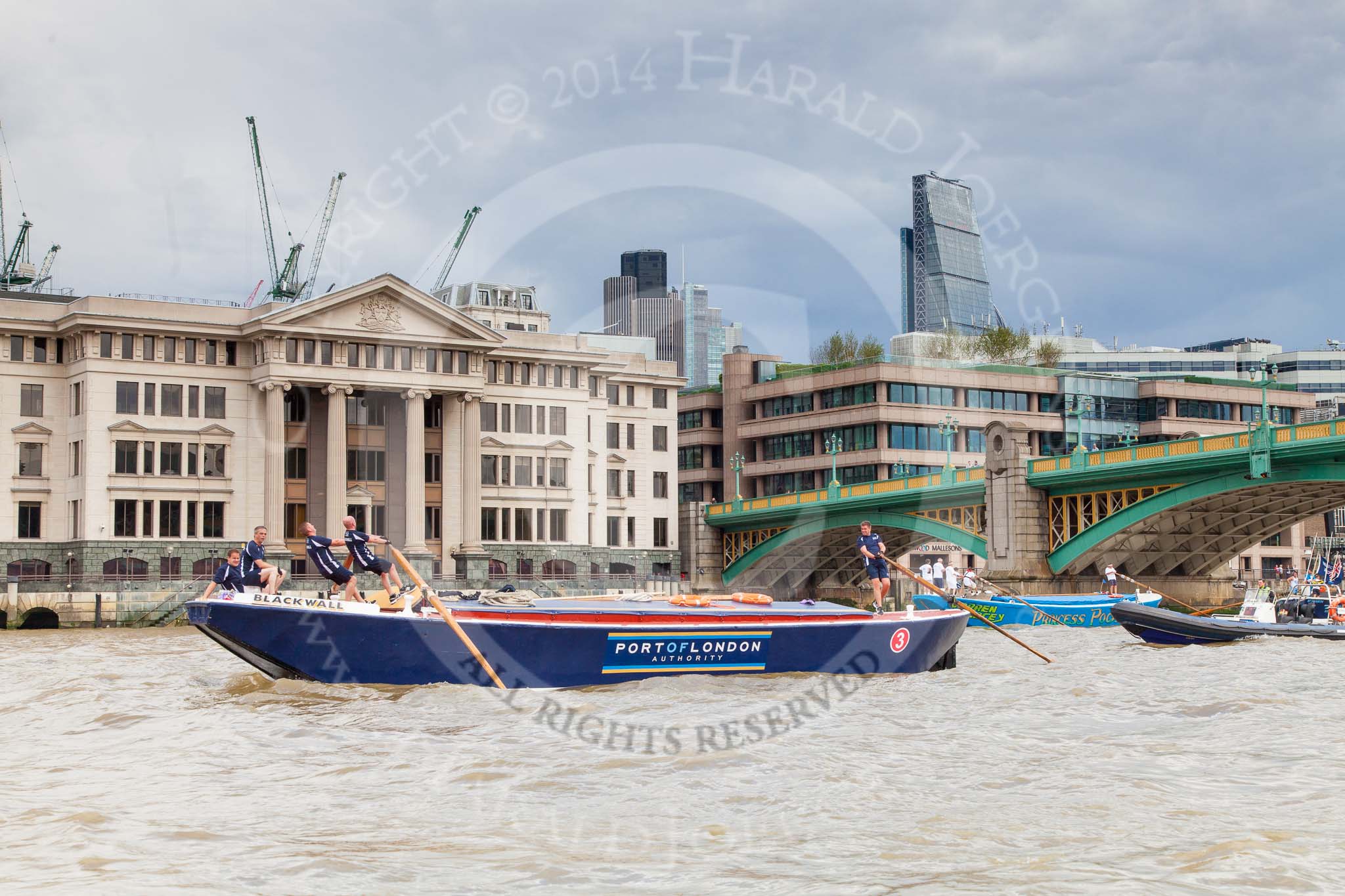 TOW River Thames Barge Driving Race 2014.
River Thames between Greenwich and Westminster,
London,

United Kingdom,
on 28 June 2014 at 13:47, image #299