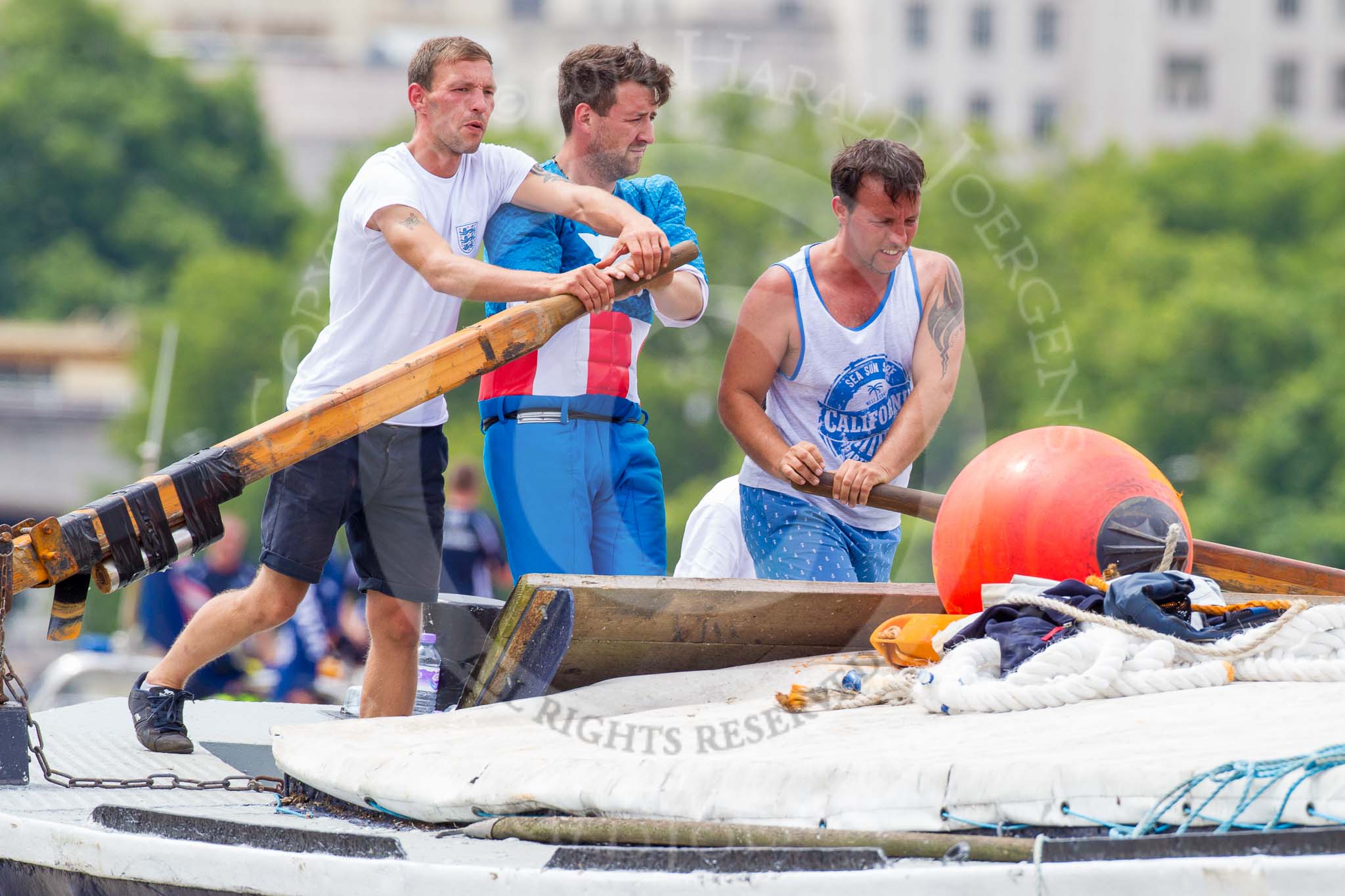 TOW River Thames Barge Driving Race 2014.
River Thames between Greenwich and Westminster,
London,

United Kingdom,
on 28 June 2014 at 13:55, image #345