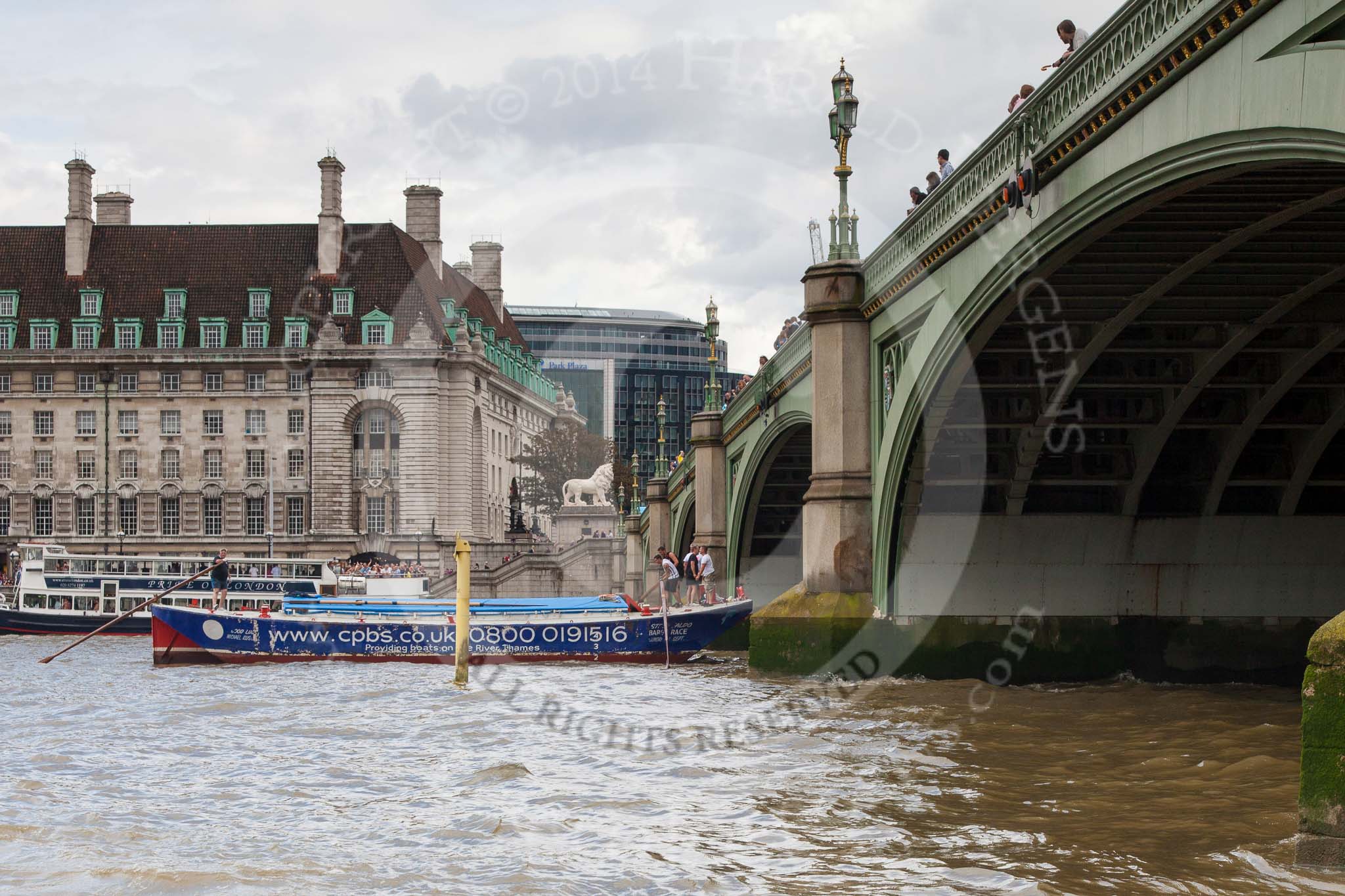 TOW River Thames Barge Driving Race 2014.
River Thames between Greenwich and Westminster,
London,

United Kingdom,
on 28 June 2014 at 14:03, image #366
