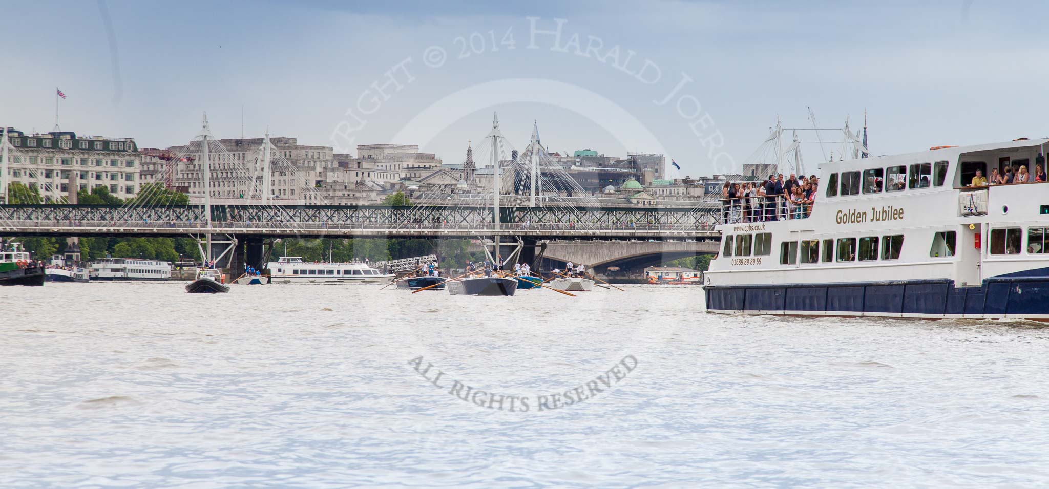 TOW River Thames Barge Driving Race 2014.
River Thames between Greenwich and Westminster,
London,

United Kingdom,
on 28 June 2014 at 14:09, image #378