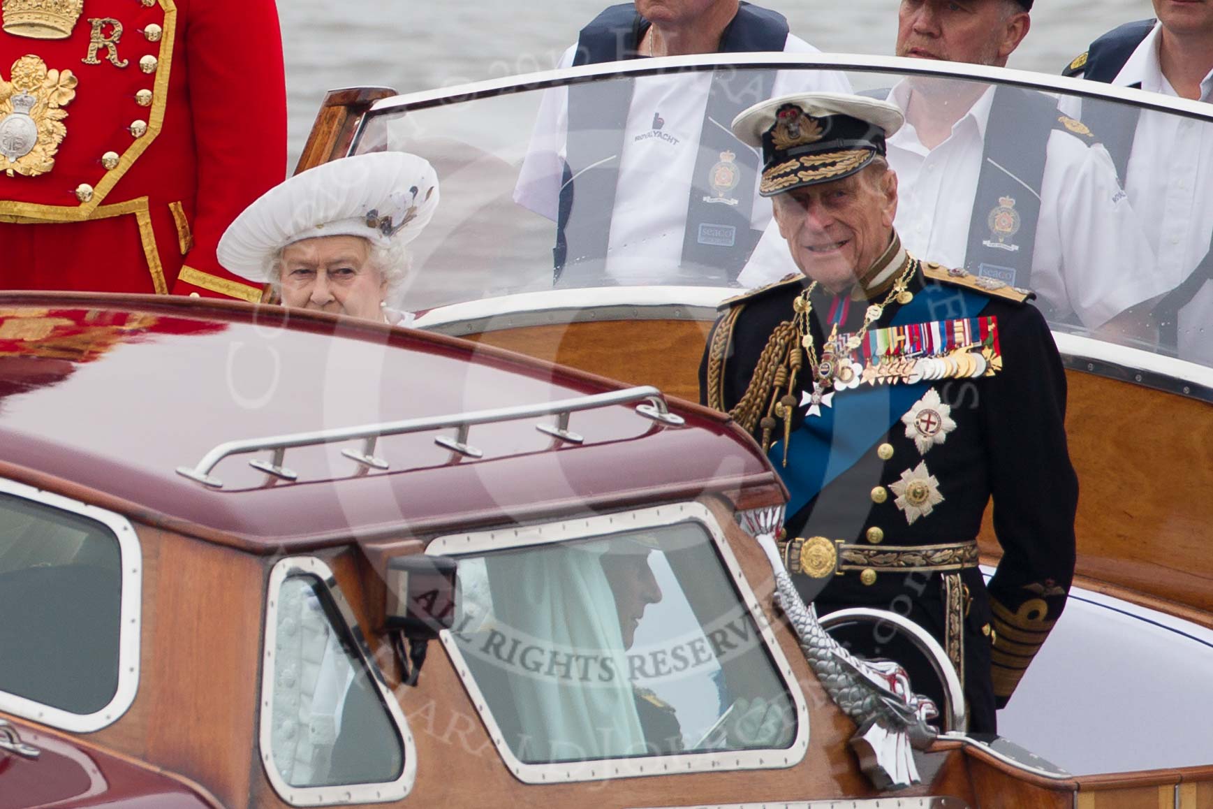 Thames Diamond Jubilee Pageant: VIPS-Britannia Royal Barge (V59)..
River Thames seen from Battersea Bridge,
London,

United Kingdom,
on 03 June 2012 at 14:24, image #32