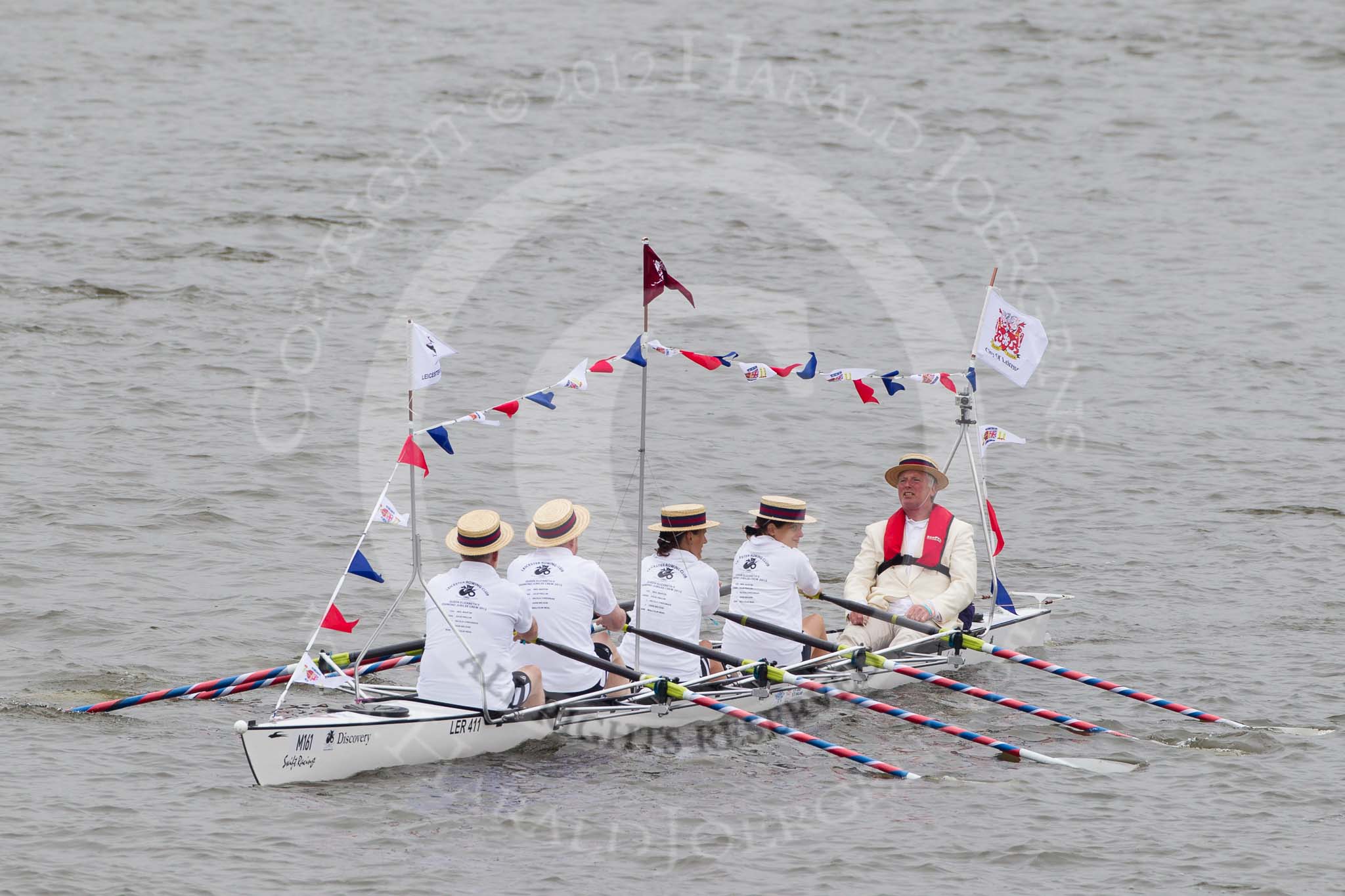 Thames Diamond Jubilee Pageant: EXPLORE & COASTAL ROW BOATS-Discovery (M161)..
River Thames seen from Battersea Bridge,
London,

United Kingdom,
on 03 June 2012 at 14:47, image #118