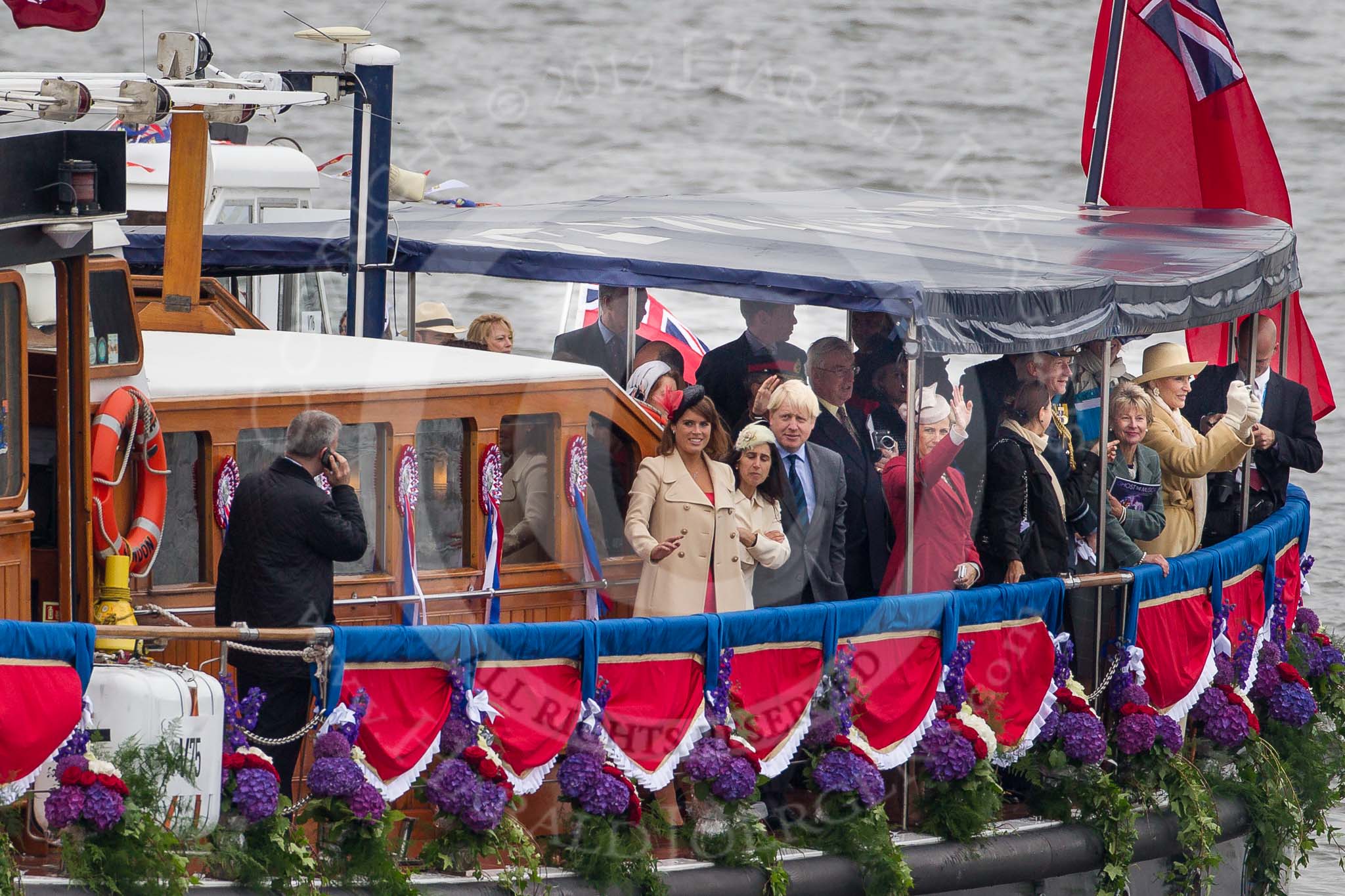 Thames Diamond Jubilee Pageant: VIPS-Havengore (V75)..
River Thames seen from Battersea Bridge,
London,

United Kingdom,
on 03 June 2012 at 14:58, image #179