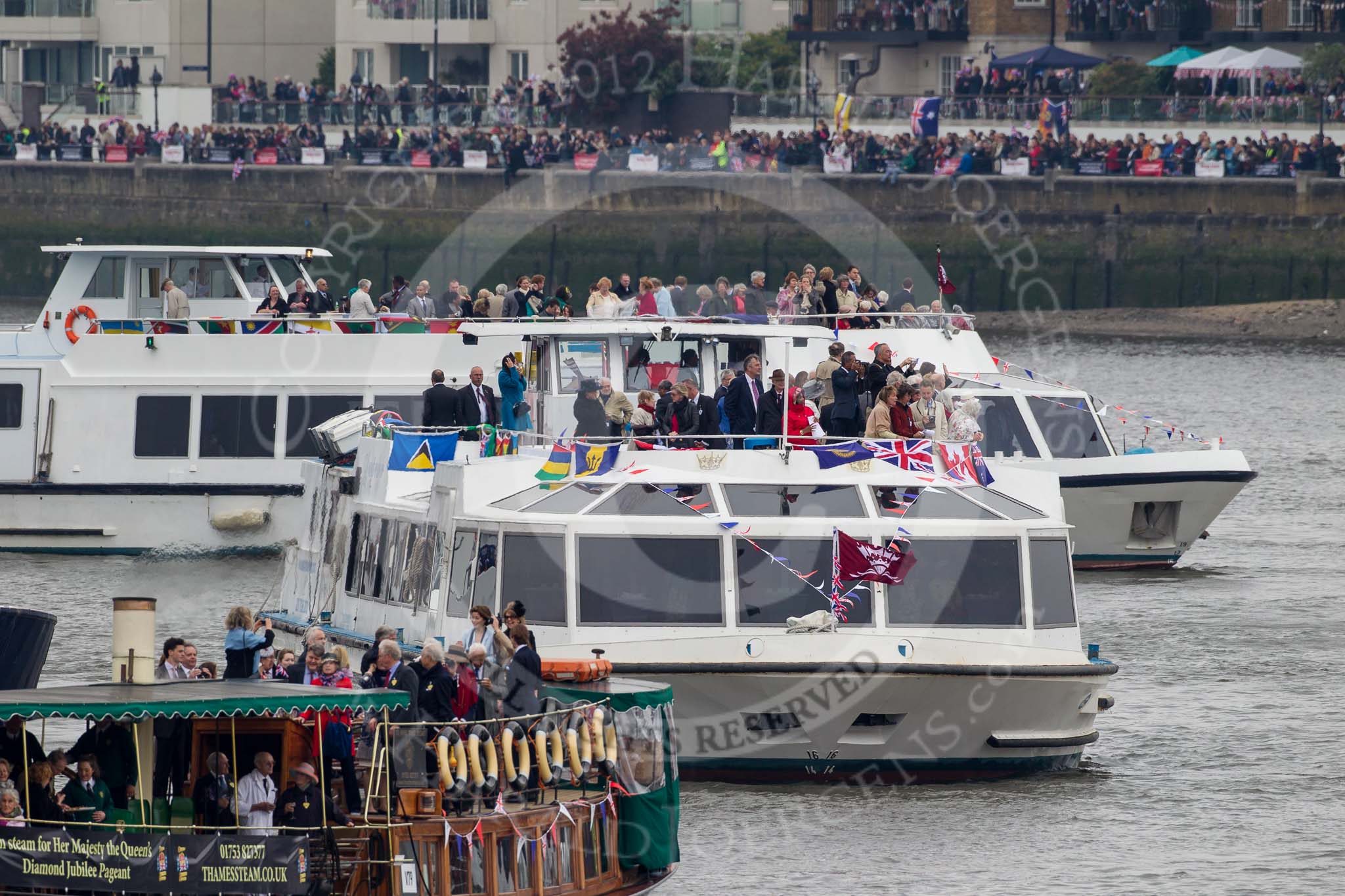 Thames Diamond Jubilee Pageant: VIPS-Nuneham (V79) and Sarpedon (V87)..
River Thames seen from Battersea Bridge,
London,

United Kingdom,
on 03 June 2012 at 14:59, image #186