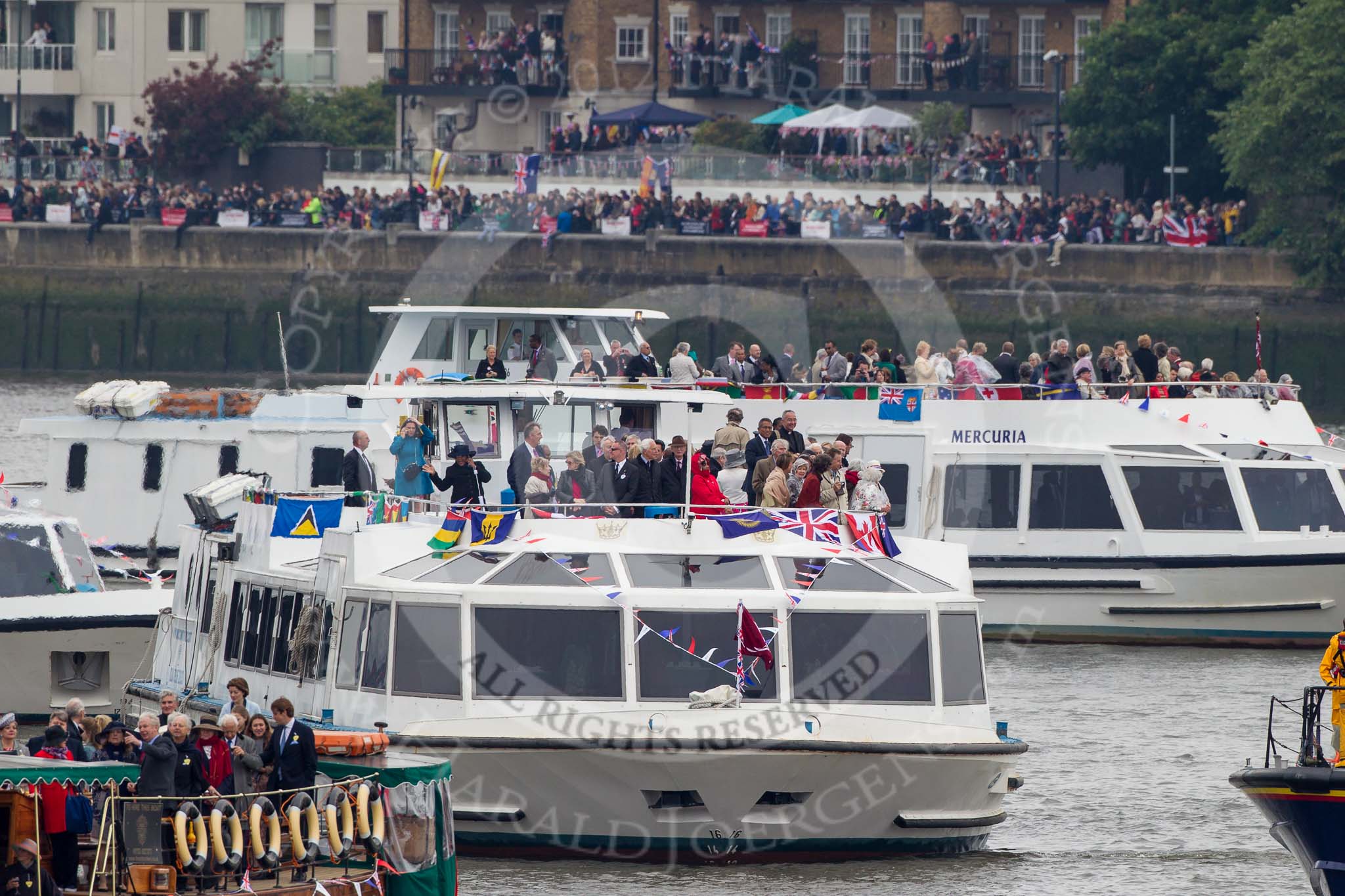 Thames Diamond Jubilee Pageant: VIPS- Sarpedon (V87) and Mercuria (V86)..
River Thames seen from Battersea Bridge,
London,

United Kingdom,
on 03 June 2012 at 15:00, image #189
