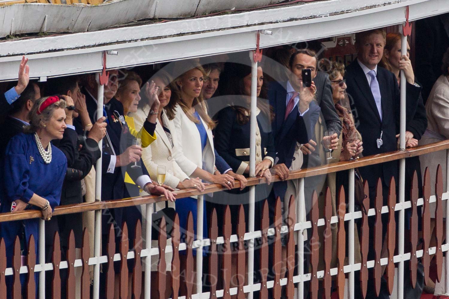 Thames Diamond Jubilee Pageant: VIPS-Elizabethan (V84)..
River Thames seen from Battersea Bridge,
London,

United Kingdom,
on 03 June 2012 at 15:05, image #217