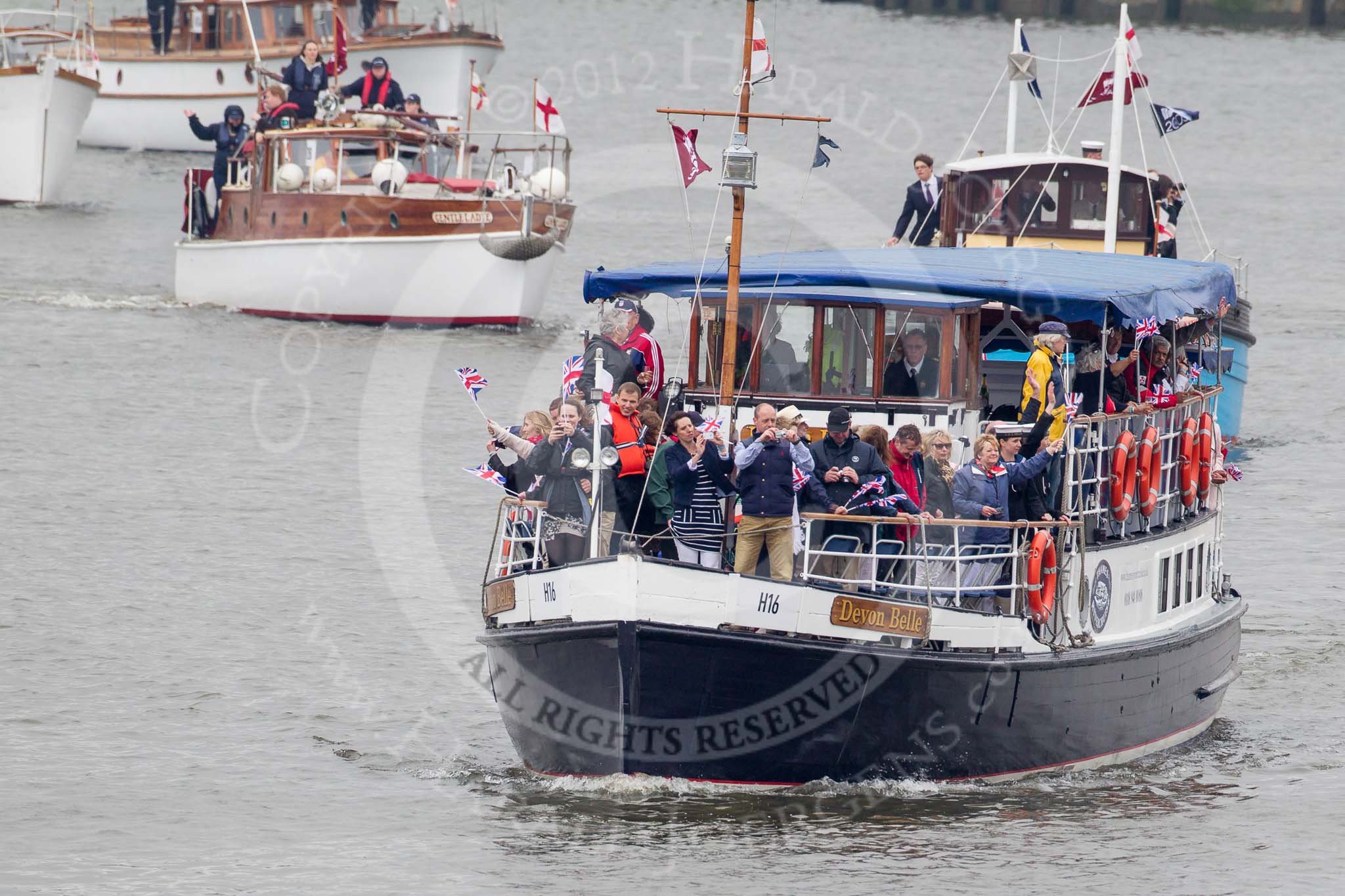 Thames Diamond Jubilee Pageant: DUNKIRK LITTLE SHIPS-Devon Belle (H16)..
River Thames seen from Battersea Bridge,
London,

United Kingdom,
on 03 June 2012 at 15:12, image #271