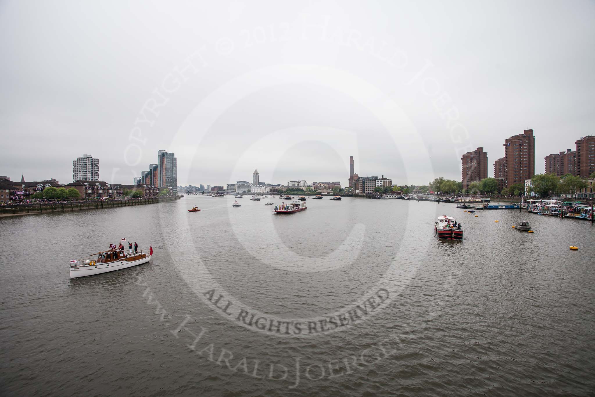 Thames Diamond Jubilee Pageant.
River Thames seen from Battersea Bridge,
London,

United Kingdom,
on 03 June 2012 at 15:18, image #319