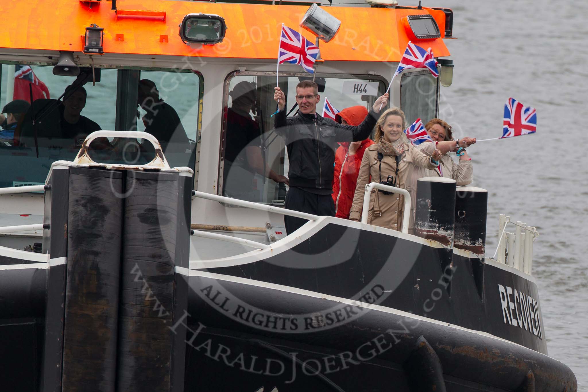 Thames Diamond Jubilee Pageant: TUGS-Recovery (H44)..
River Thames seen from Battersea Bridge,
London,

United Kingdom,
on 03 June 2012 at 15:21, image #331