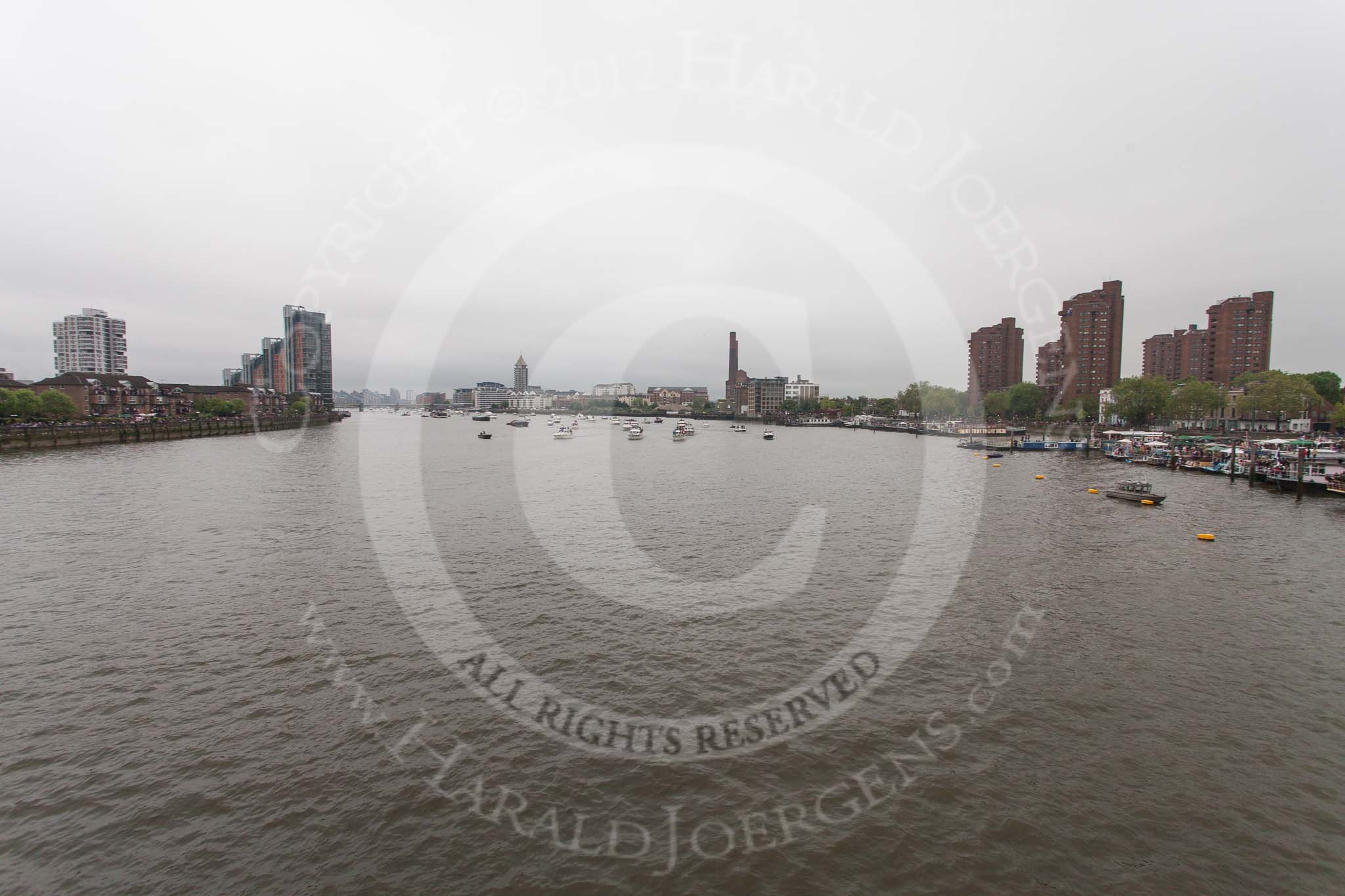 Thames Diamond Jubilee Pageant.
River Thames seen from Battersea Bridge,
London,

United Kingdom,
on 03 June 2012 at 15:40, image #416
