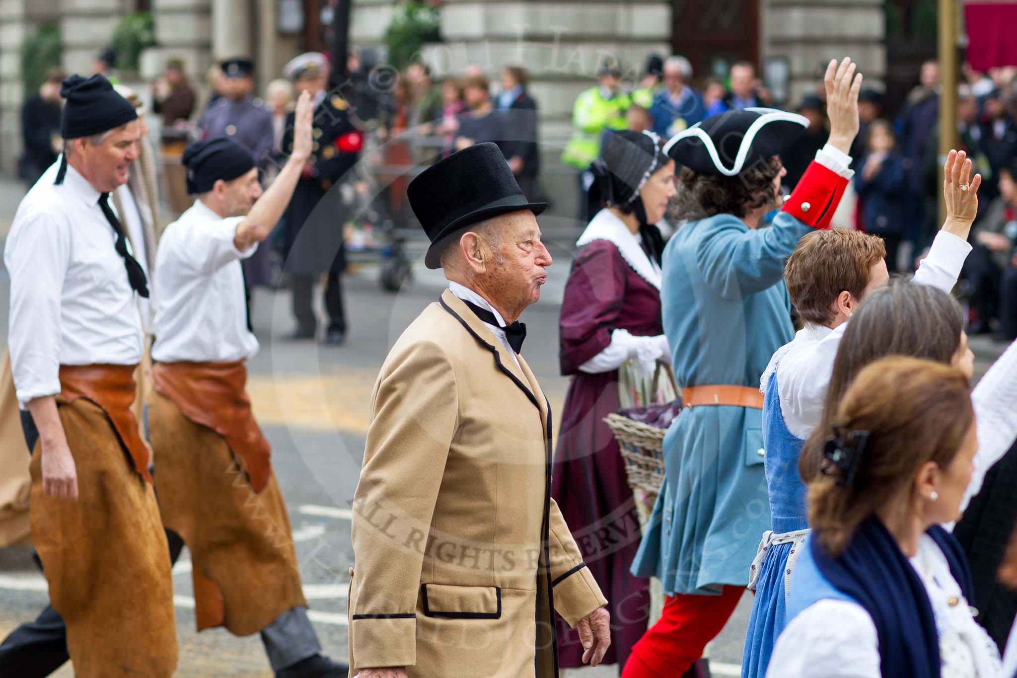 The Lord Mayor's Show 2011: The Guilds of Zurich. In the centre Werner Flaeckinger from the 'Zunft zu den drei Koenigen'..
Opposite Mansion House, City of London,
London,
-,
United Kingdom,
on 12 November 2011 at 11:41, image #424