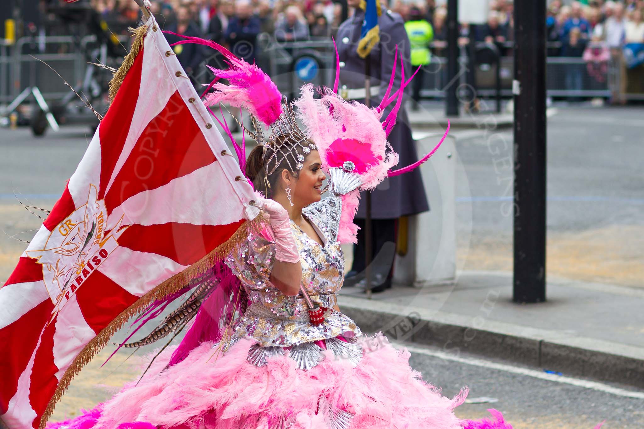 The Lord Mayor's Show 2011: Paraiso School of Samba (http://www.paraisosamba.co.uk/)..
Opposite Mansion House, City of London,
London,
-,
United Kingdom,
on 12 November 2011 at 12:02, image #620