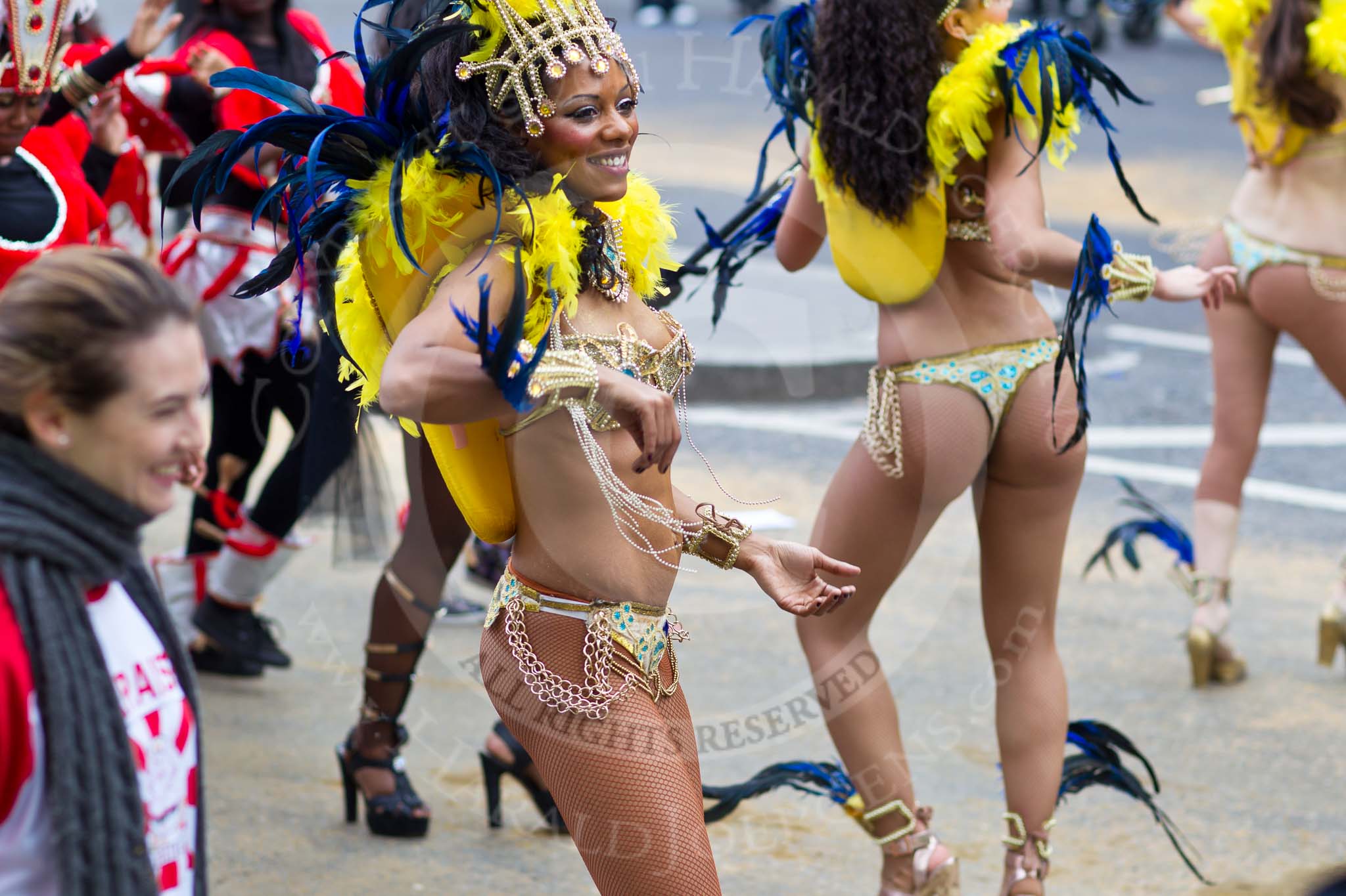 The Lord Mayor's Show 2011: Paraiso School of Samba (http://www.paraisosamba.co.uk/)..
Opposite Mansion House, City of London,
London,
-,
United Kingdom,
on 12 November 2011 at 12:03, image #625