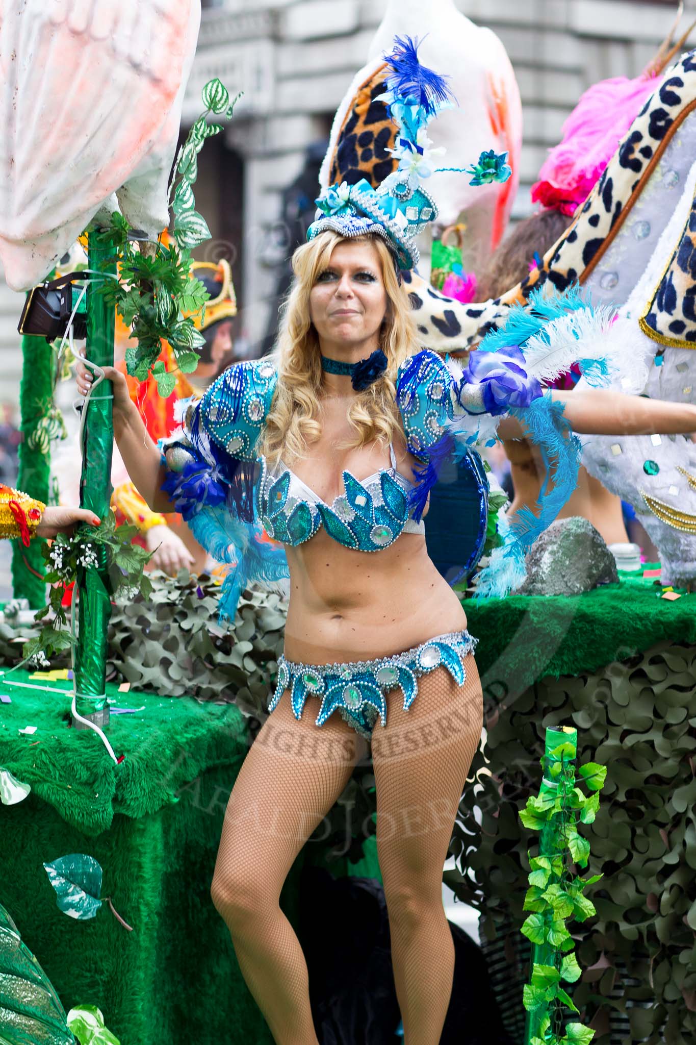 The Lord Mayor's Show 2011: Paraiso School of Samba (http://www.paraisosamba.co.uk/)..
Opposite Mansion House, City of London,
London,
-,
United Kingdom,
on 12 November 2011 at 12:03, image #632