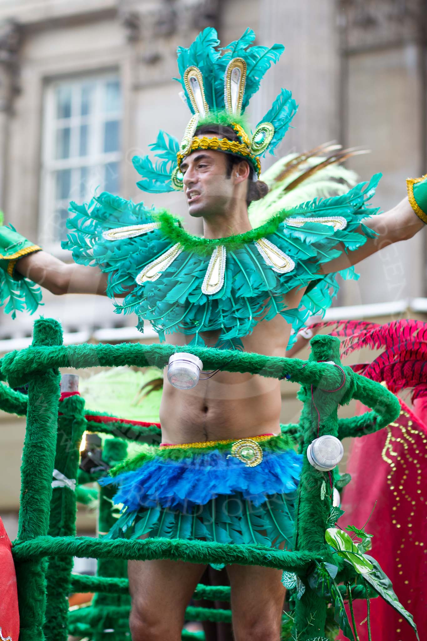 The Lord Mayor's Show 2011: Paraiso School of Samba (http://www.paraisosamba.co.uk/)..
Opposite Mansion House, City of London,
London,
-,
United Kingdom,
on 12 November 2011 at 12:03, image #634