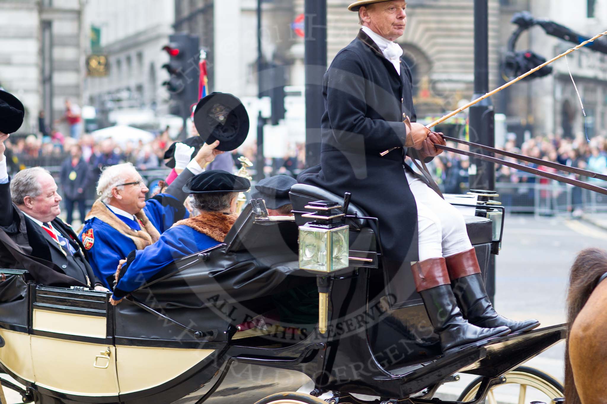The Lord Mayor's Show 2011: The Great Twelve (http://www.mercers.co.uk/)..
Opposite Mansion House, City of London,
London,
-,
United Kingdom,
on 12 November 2011 at 12:08, image #693