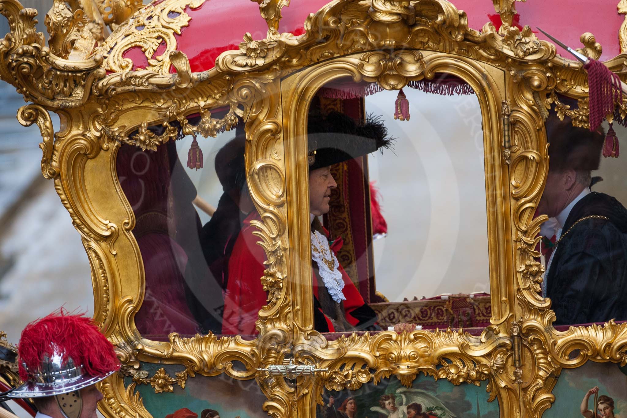 Lord Mayor's Show 2012: Lord Mayor Roger Gifford waving from his carriage as he is about to leave for St Paul's Cathedral..
Press stand opposite Mansion House, City of London,
London,
Greater London,
United Kingdom,
on 10 November 2012 at 12:12, image #1949