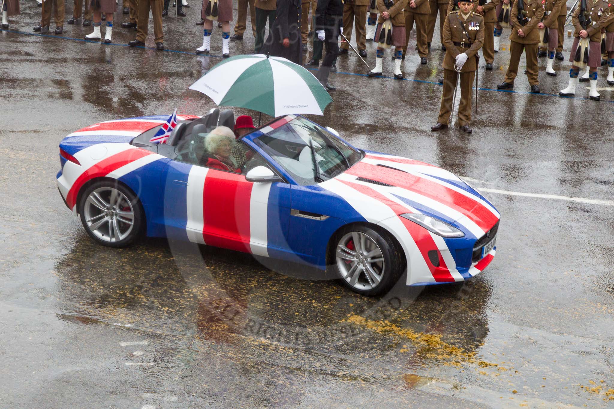 Photo 1311091100541D40427HaraldJoergens Lord Mayor's Show 2013: 3-Women in the City & Livery, the cross-section of City women from UK, Europe, USA, Malaysia and China..
Press stand opposite Mansion House, City of London,
London,
Greater London,
United Kingdom,
on 09 November 2013 at 11:00, image #141