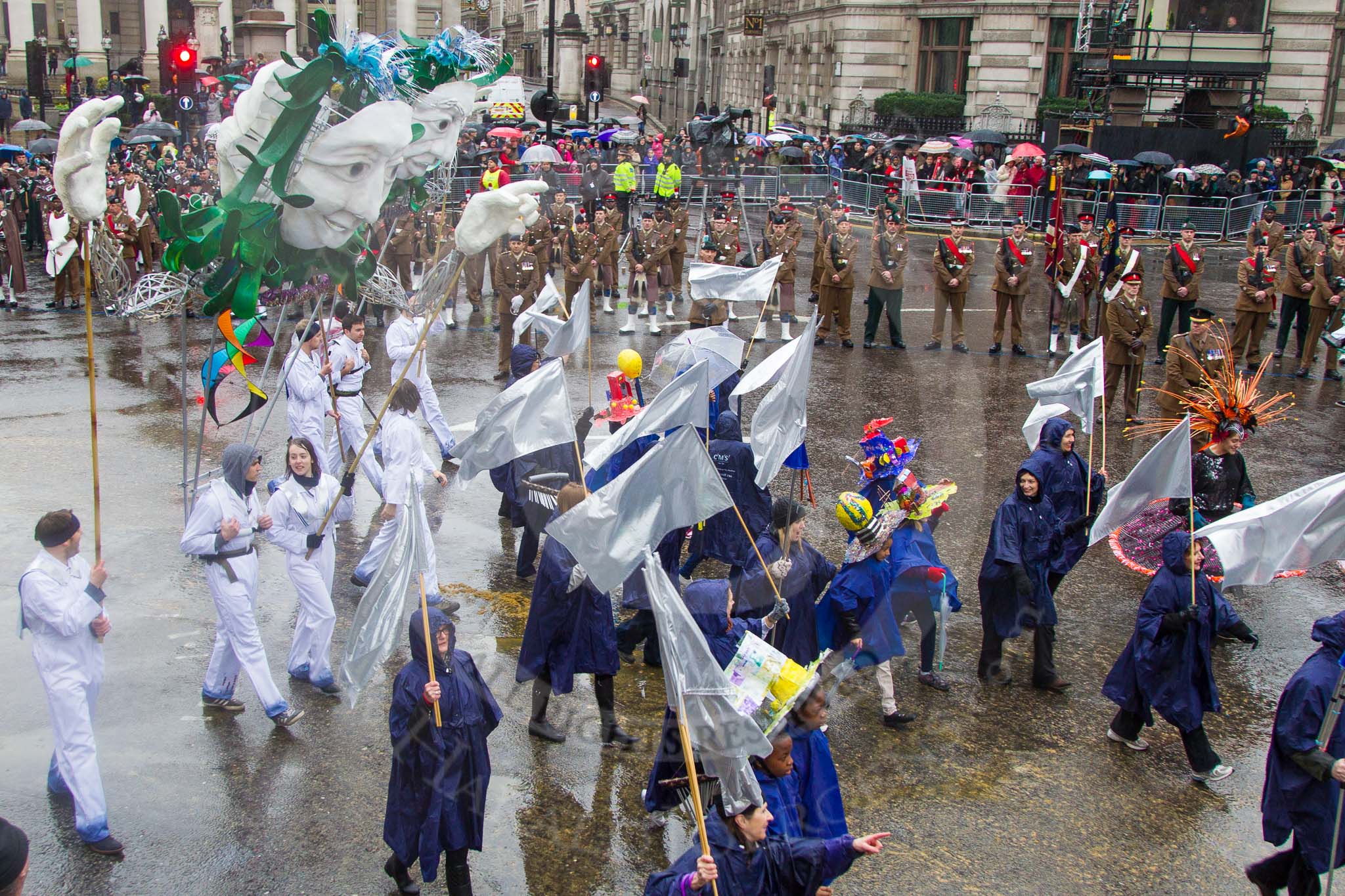 Photo 1311091101551D40487HaraldJoergens Lord Mayor's Show 2013: 4-CMS Cameron McKenna, a global law firm with the show called 'The River of Power'..
Press stand opposite Mansion House, City of London,
London,
Greater London,
United Kingdom,
on 09 November 2013 at 11:01, image #160