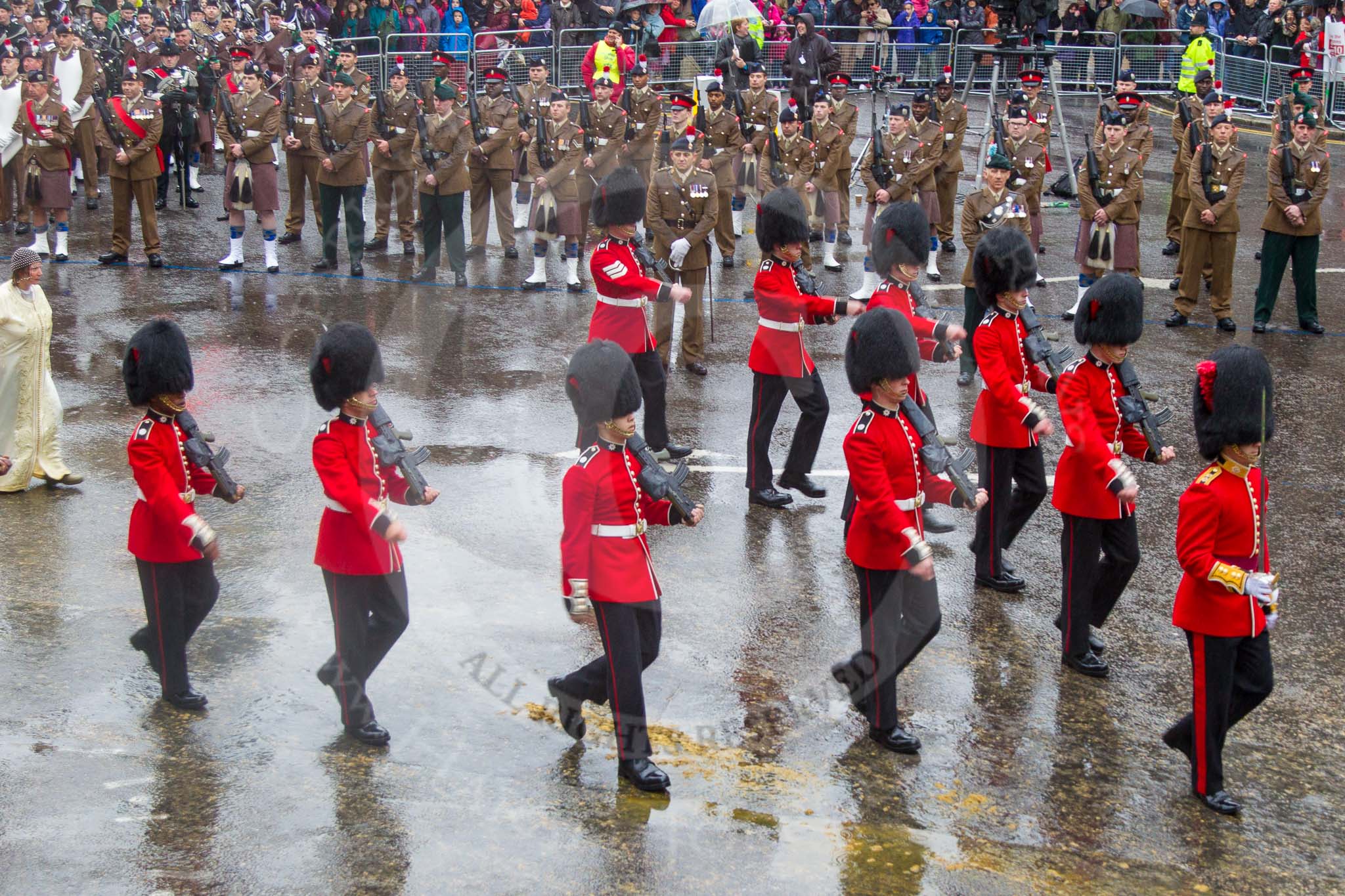Lord Mayor's Show 2013: 6-Worshipful Company of Grocers- The Spice of Life, represented by the Coldstream Guards, G Company 7th Rifles..
Press stand opposite Mansion House, City of London,
London,
Greater London,
United Kingdom,
on 09 November 2013 at 11:02, image #168