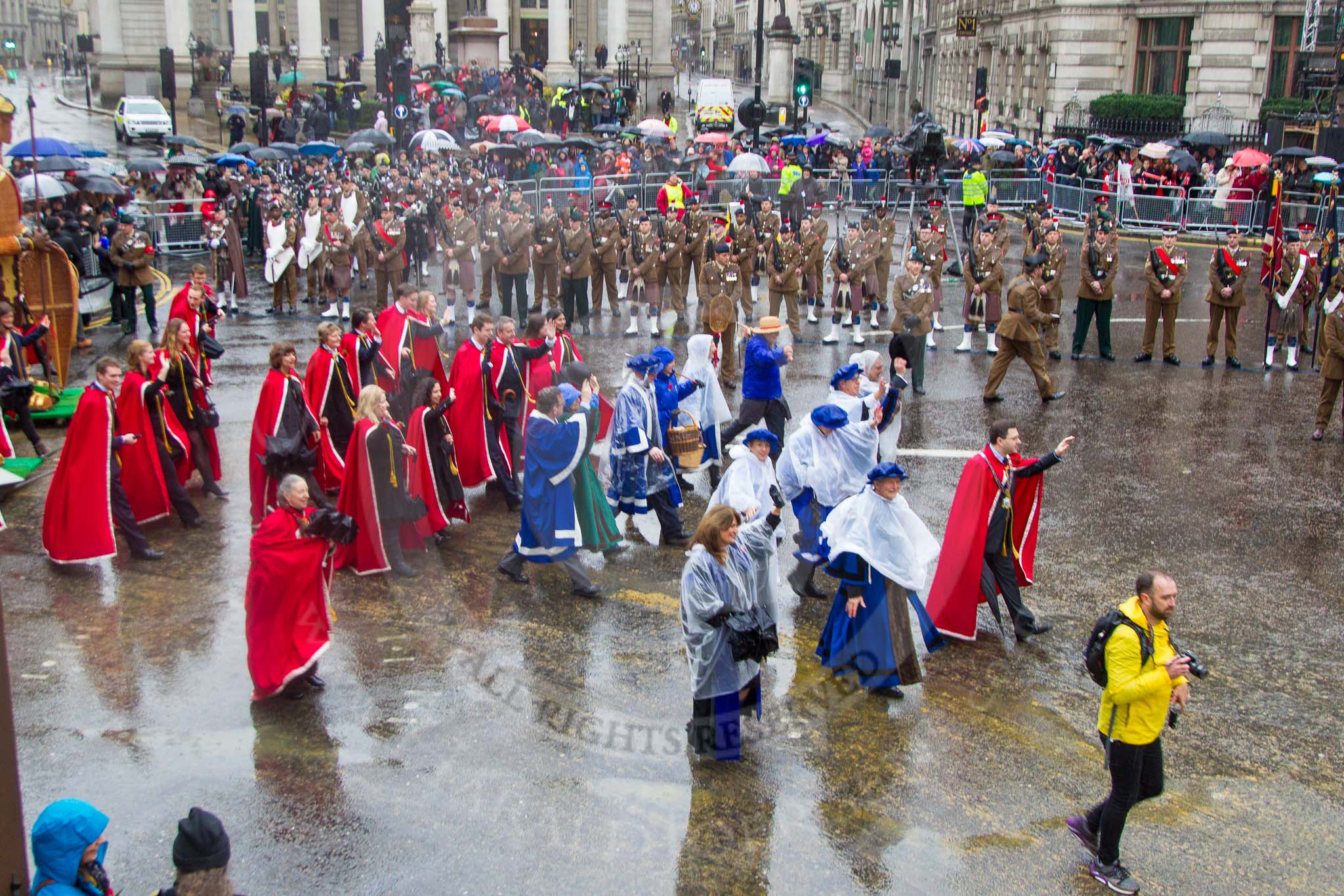 Lord Mayor's Show 2013: 7-Society of Young Freemen, escorts the figures of God and Magog, traditional guardians of London..
Press stand opposite Mansion House, City of London,
London,
Greater London,
United Kingdom,
on 09 November 2013 at 11:02, image #185