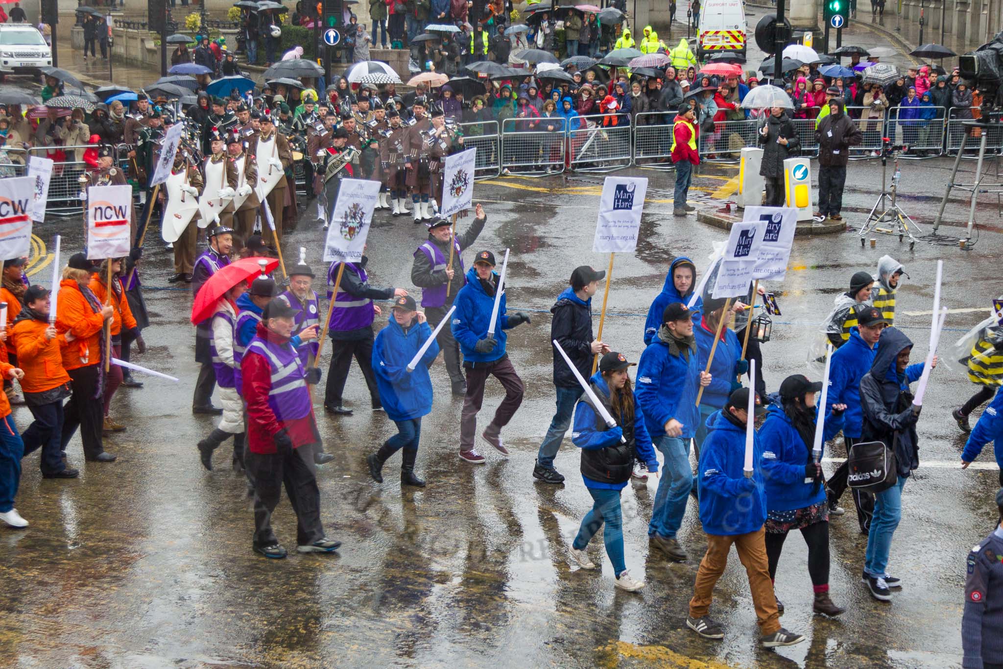 Lord Mayor's Show 2013: 12-Worshipful Company of Lightmongers-Modern Livery Companies. with members from all section of the lighting and electrical industry..
Press stand opposite Mansion House, City of London,
London,
Greater London,
United Kingdom,
on 09 November 2013 at 11:05, image #252