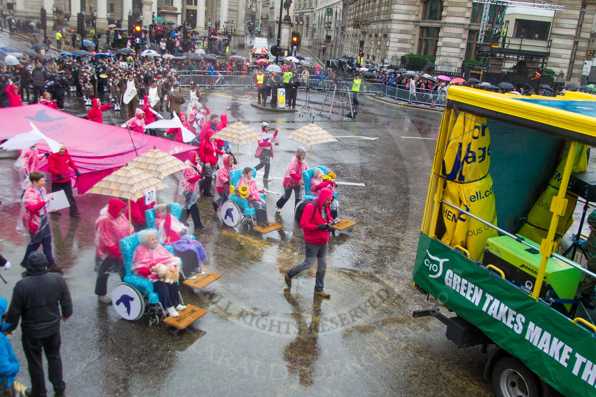 Lord Mayor's Show 2013: 27 - Princess Alice Hospice (PAH)..
Press stand opposite Mansion House, City of London,
London,
Greater London,
United Kingdom,
on 09 November 2013 at 11:13, image #375