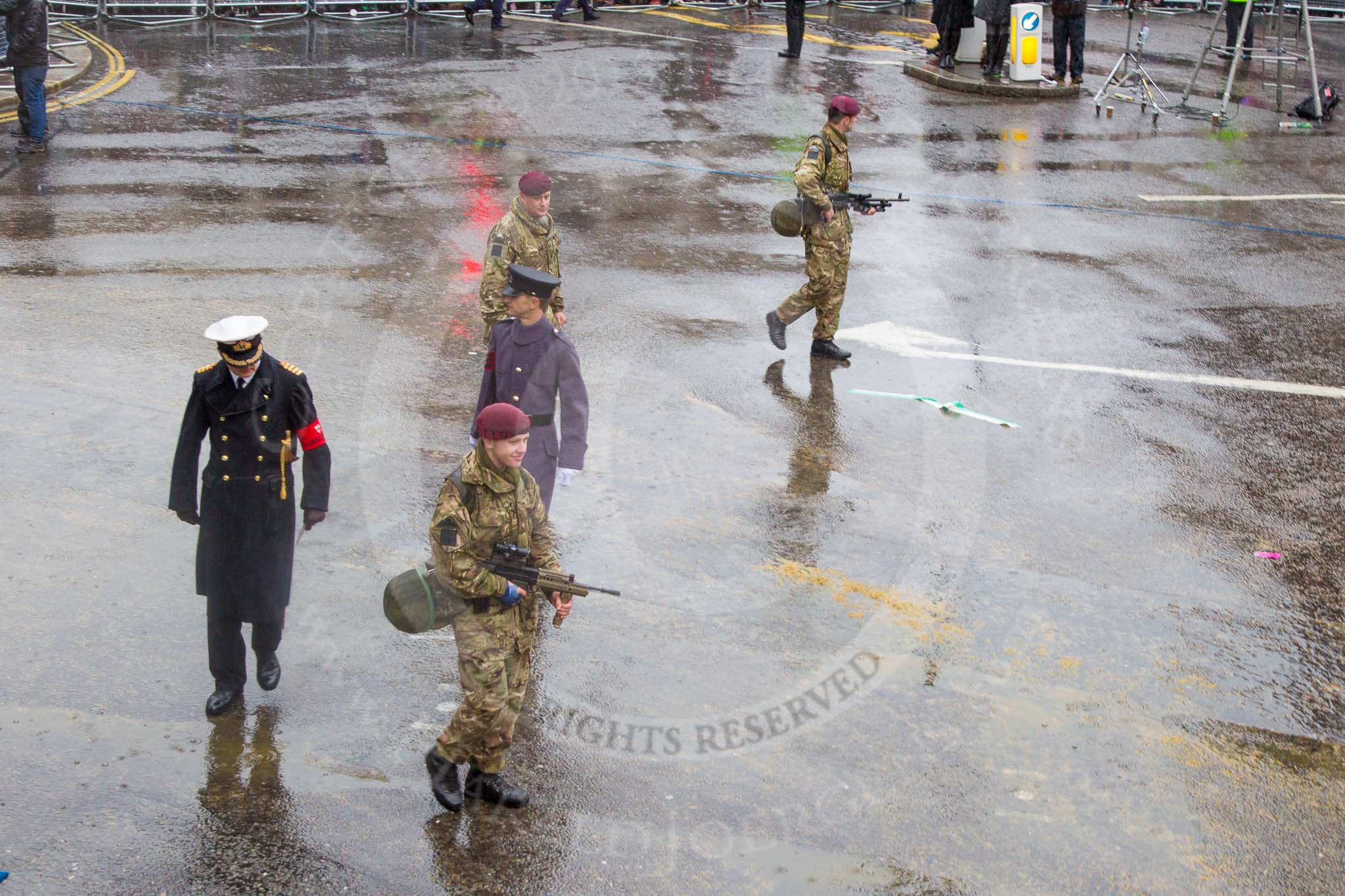 Lord Mayor's Show 2013: 30- B Company, 4th Battalion The Parachute Regiment-based in White City and known as 'London's Paras'..
Press stand opposite Mansion House, City of London,
London,
Greater London,
United Kingdom,
on 09 November 2013 at 11:15, image #406