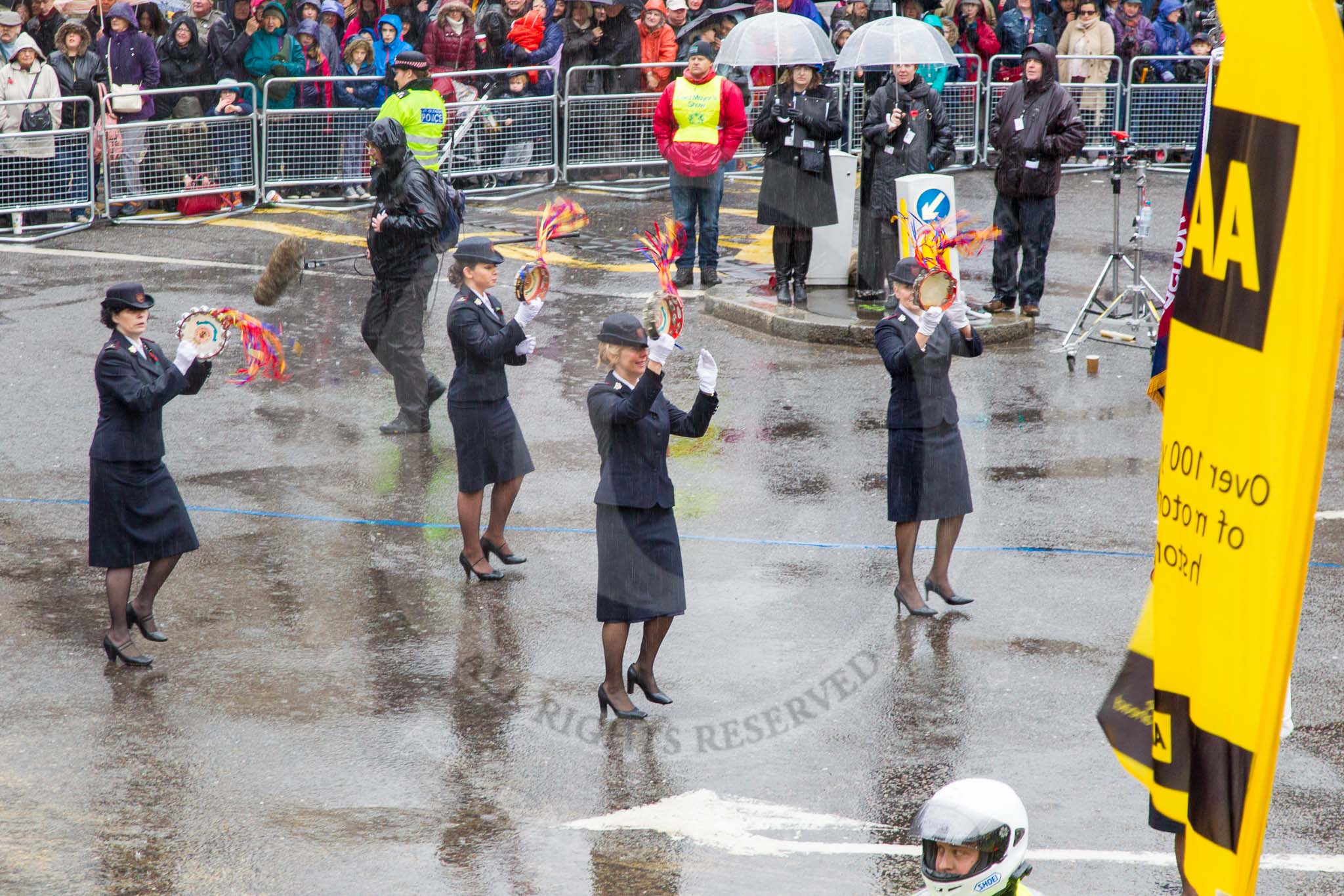 Lord Mayor's Show 2013.
Press stand opposite Mansion House, City of London,
London,
Greater London,
United Kingdom,
on 09 November 2013 at 11:33, image #773