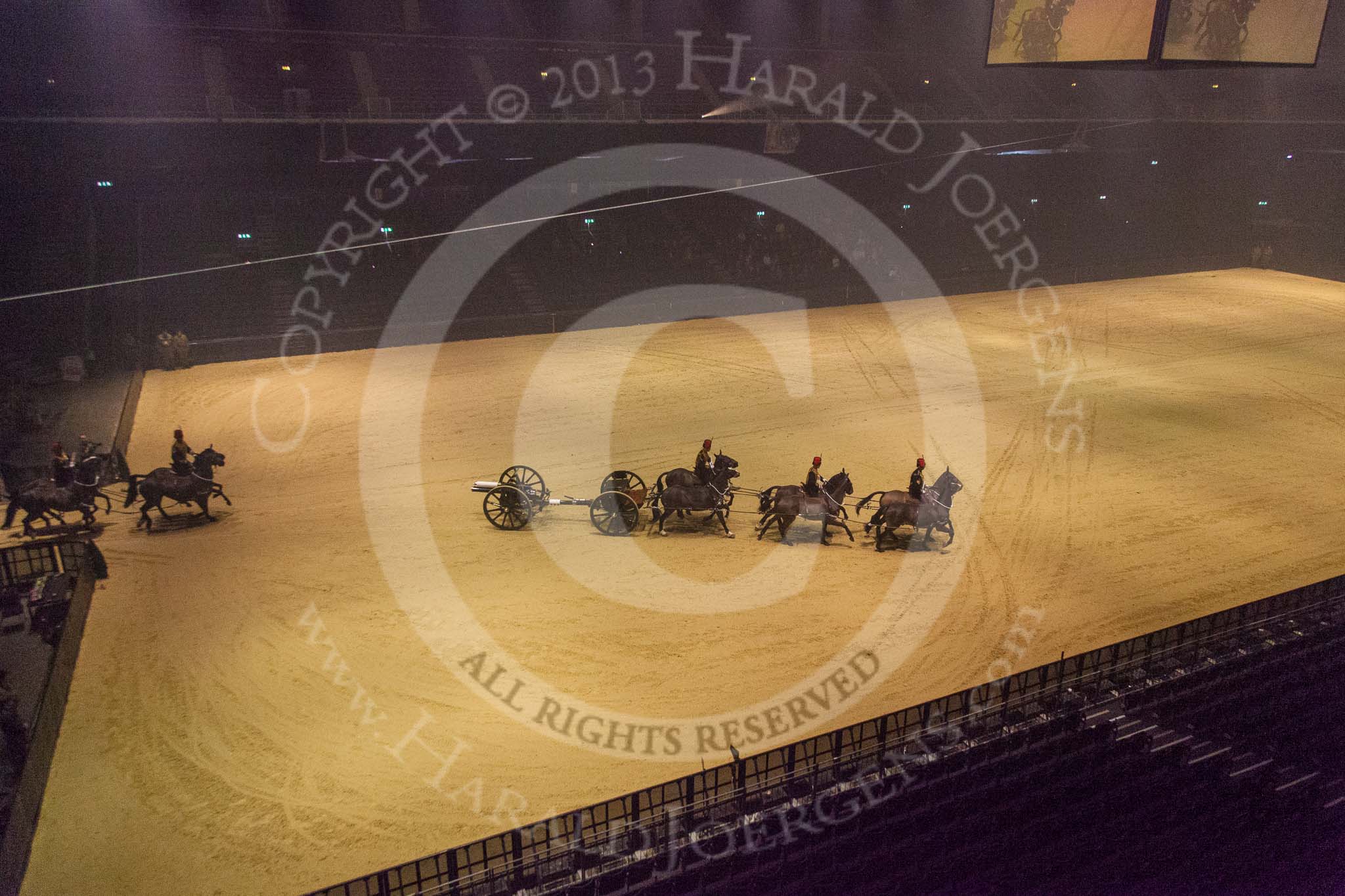 British Military Tournament 2013.
Earls Court,
London SW5,

United Kingdom,
on 06 December 2013 at 15:19, image #178