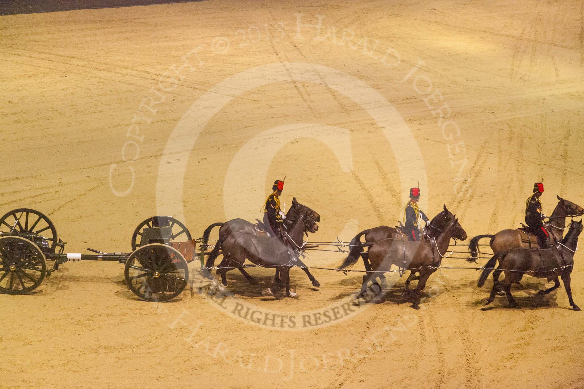 British Military Tournament 2013.
Earls Court,
London SW5,

United Kingdom,
on 06 December 2013 at 15:19, image #179