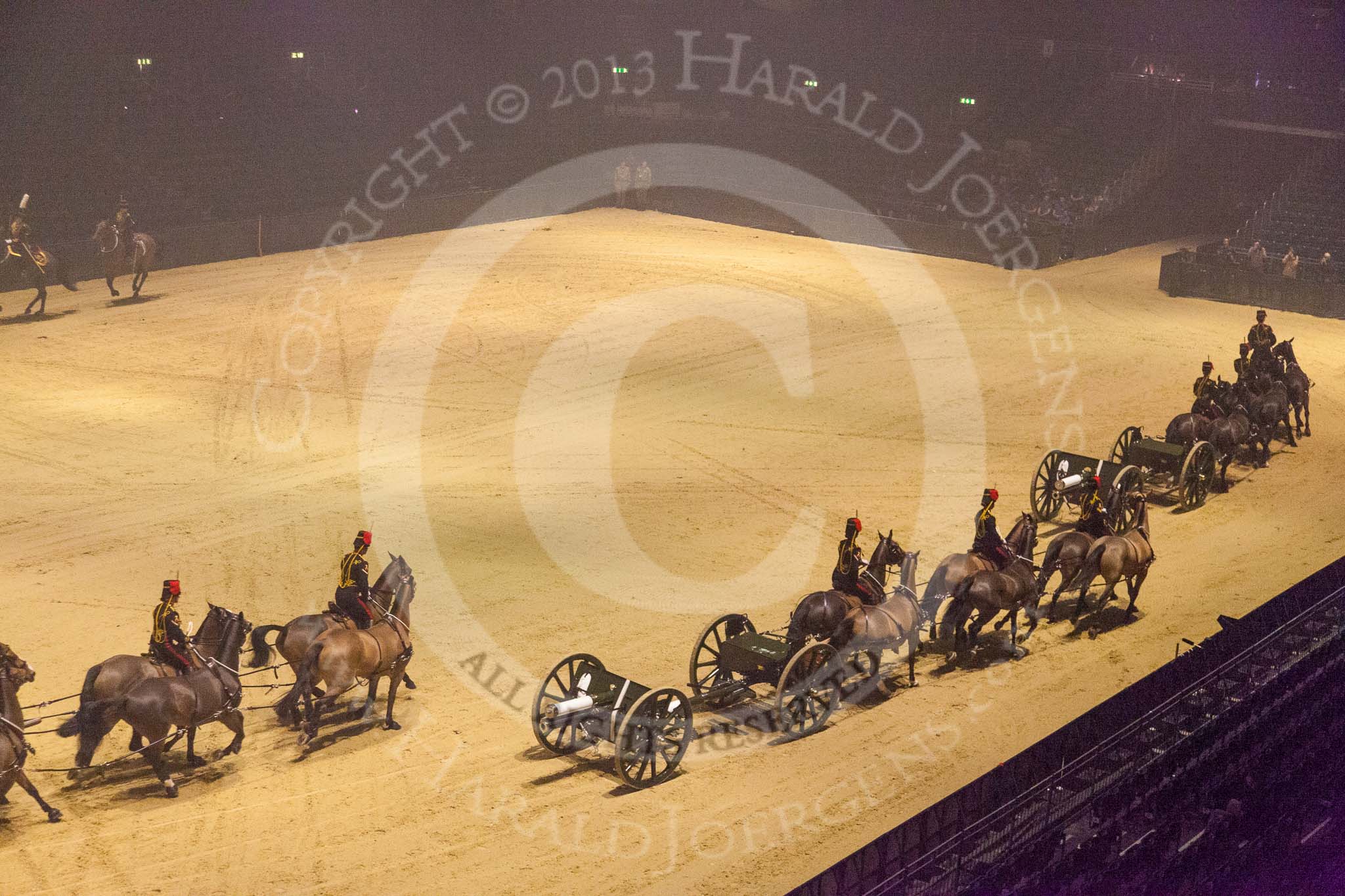British Military Tournament 2013.
Earls Court,
London SW5,

United Kingdom,
on 06 December 2013 at 15:19, image #183
