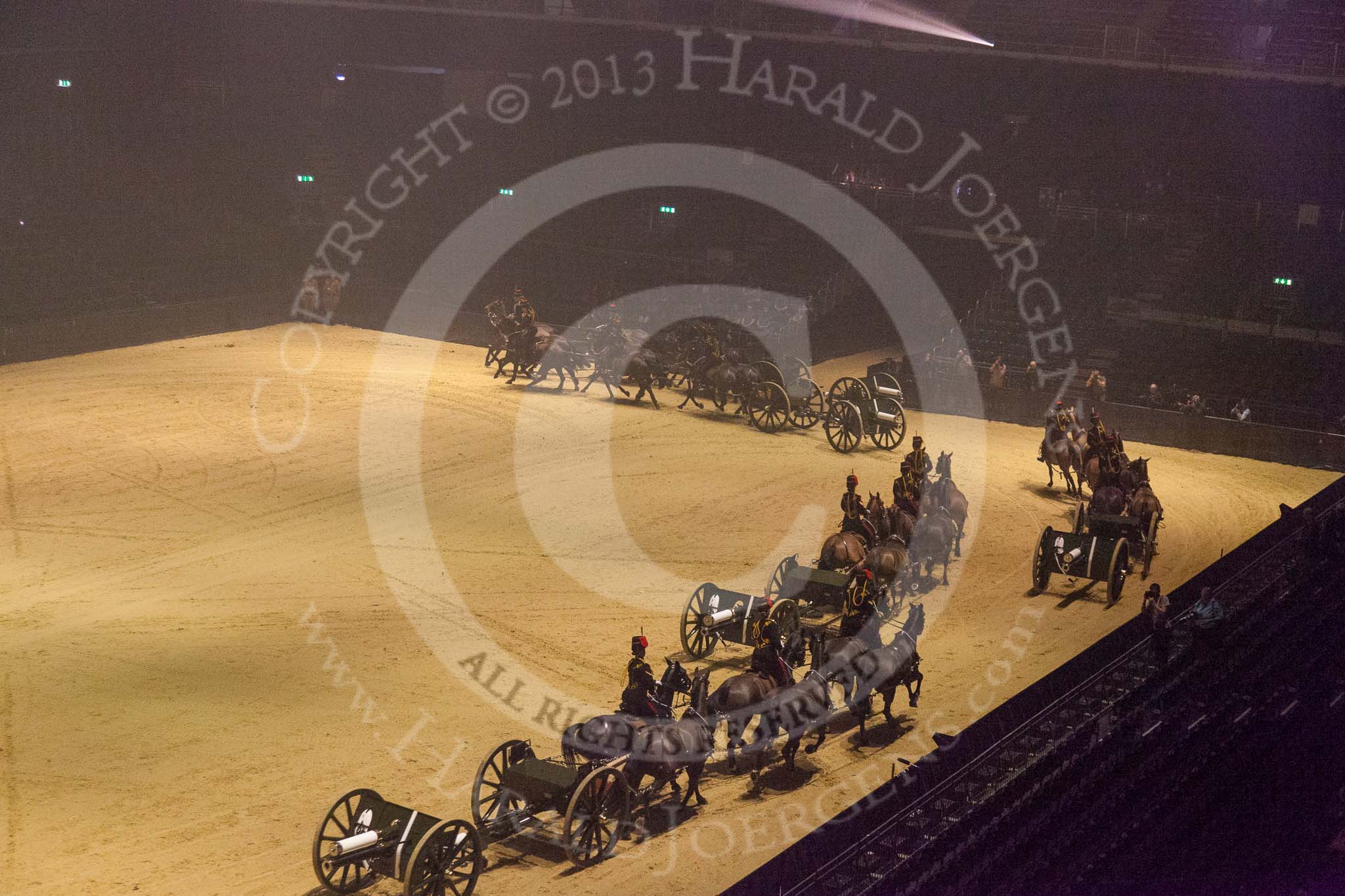 British Military Tournament 2013.
Earls Court,
London SW5,

United Kingdom,
on 06 December 2013 at 15:19, image #185