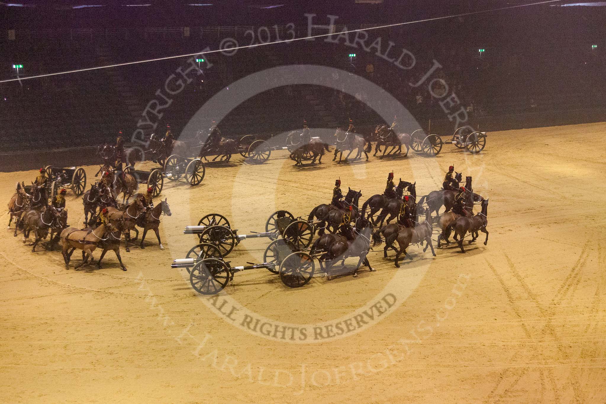 British Military Tournament 2013.
Earls Court,
London SW5,

United Kingdom,
on 06 December 2013 at 15:20, image #187