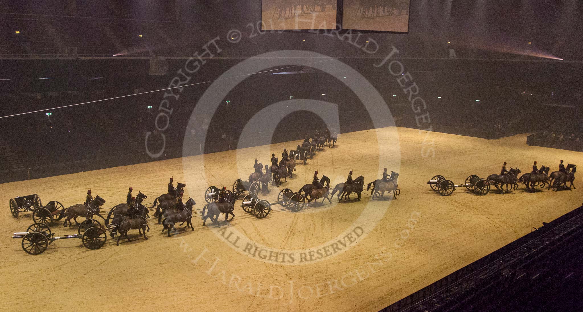 British Military Tournament 2013.
Earls Court,
London SW5,

United Kingdom,
on 06 December 2013 at 15:20, image #188