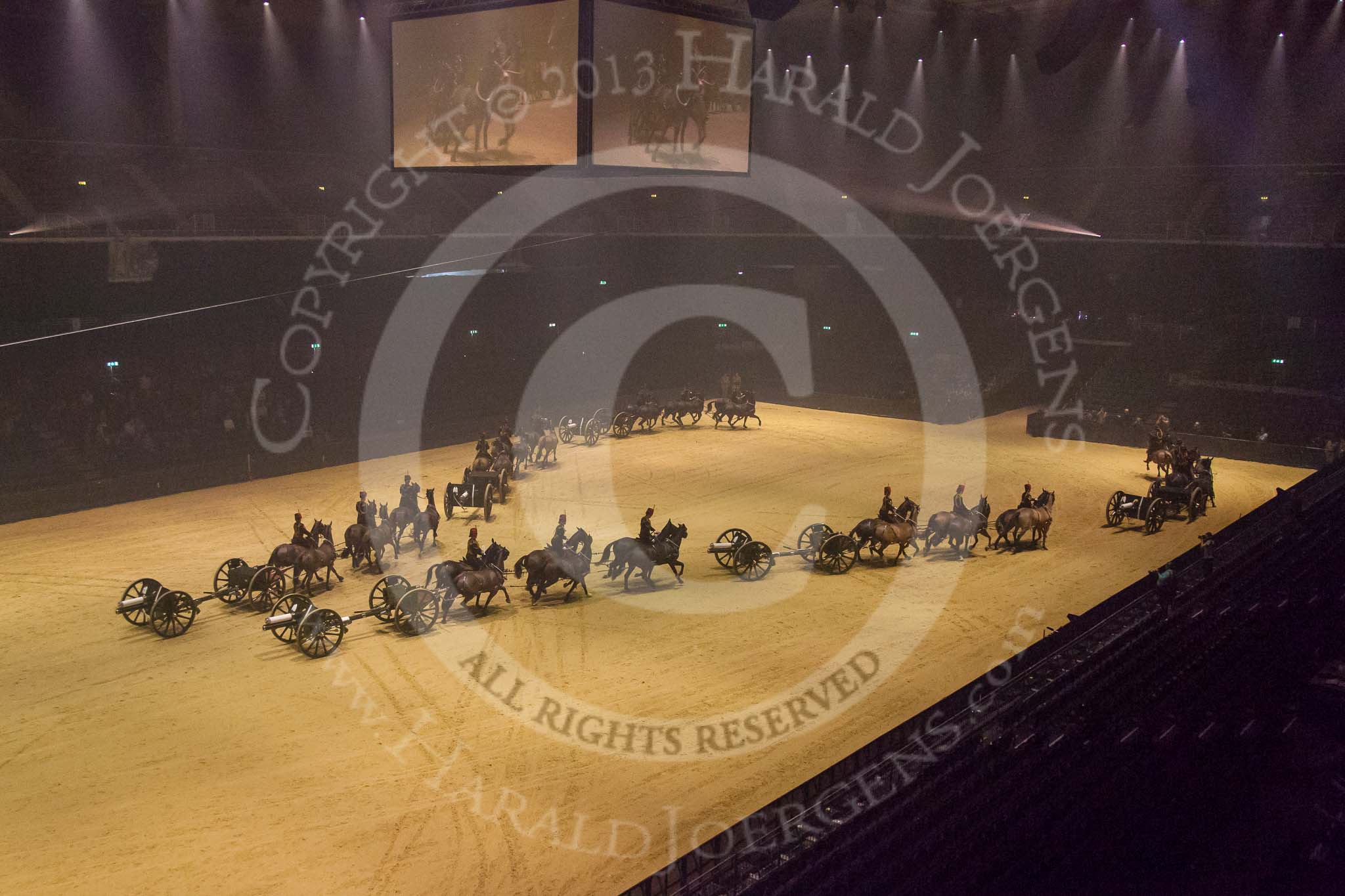 British Military Tournament 2013.
Earls Court,
London SW5,

United Kingdom,
on 06 December 2013 at 15:20, image #189