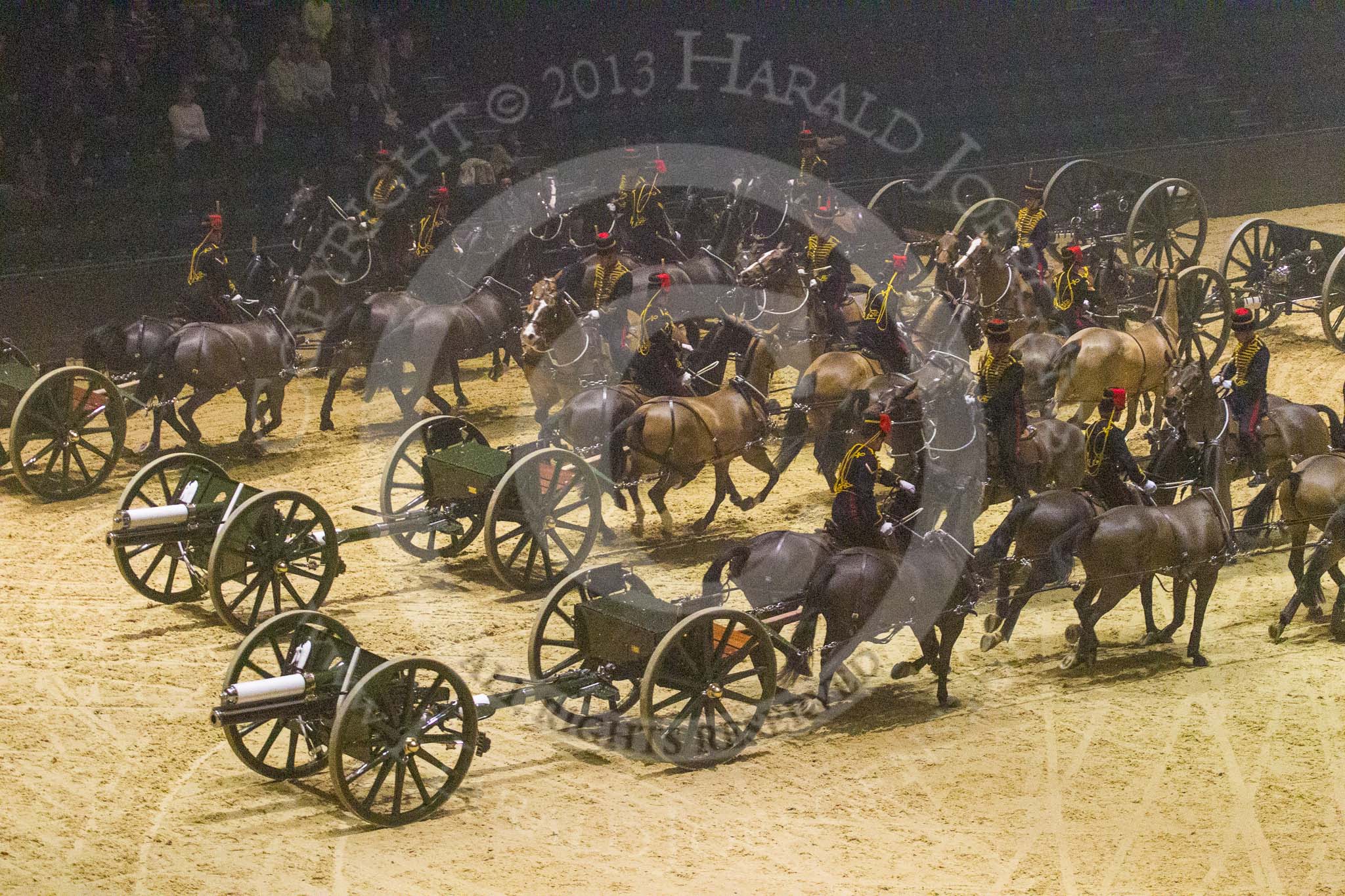 British Military Tournament 2013.
Earls Court,
London SW5,

United Kingdom,
on 06 December 2013 at 15:24, image #217