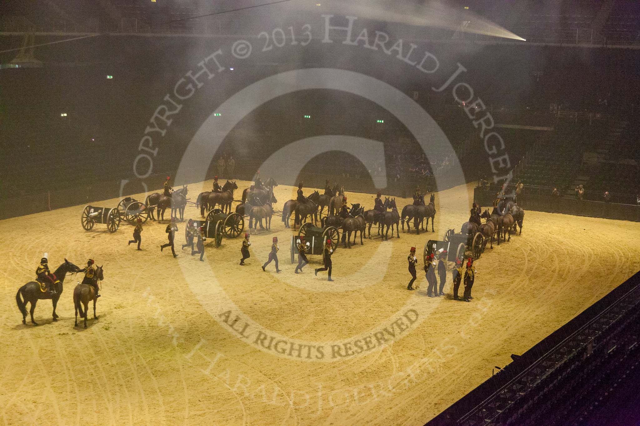 British Military Tournament 2013.
Earls Court,
London SW5,

United Kingdom,
on 06 December 2013 at 15:27, image #229