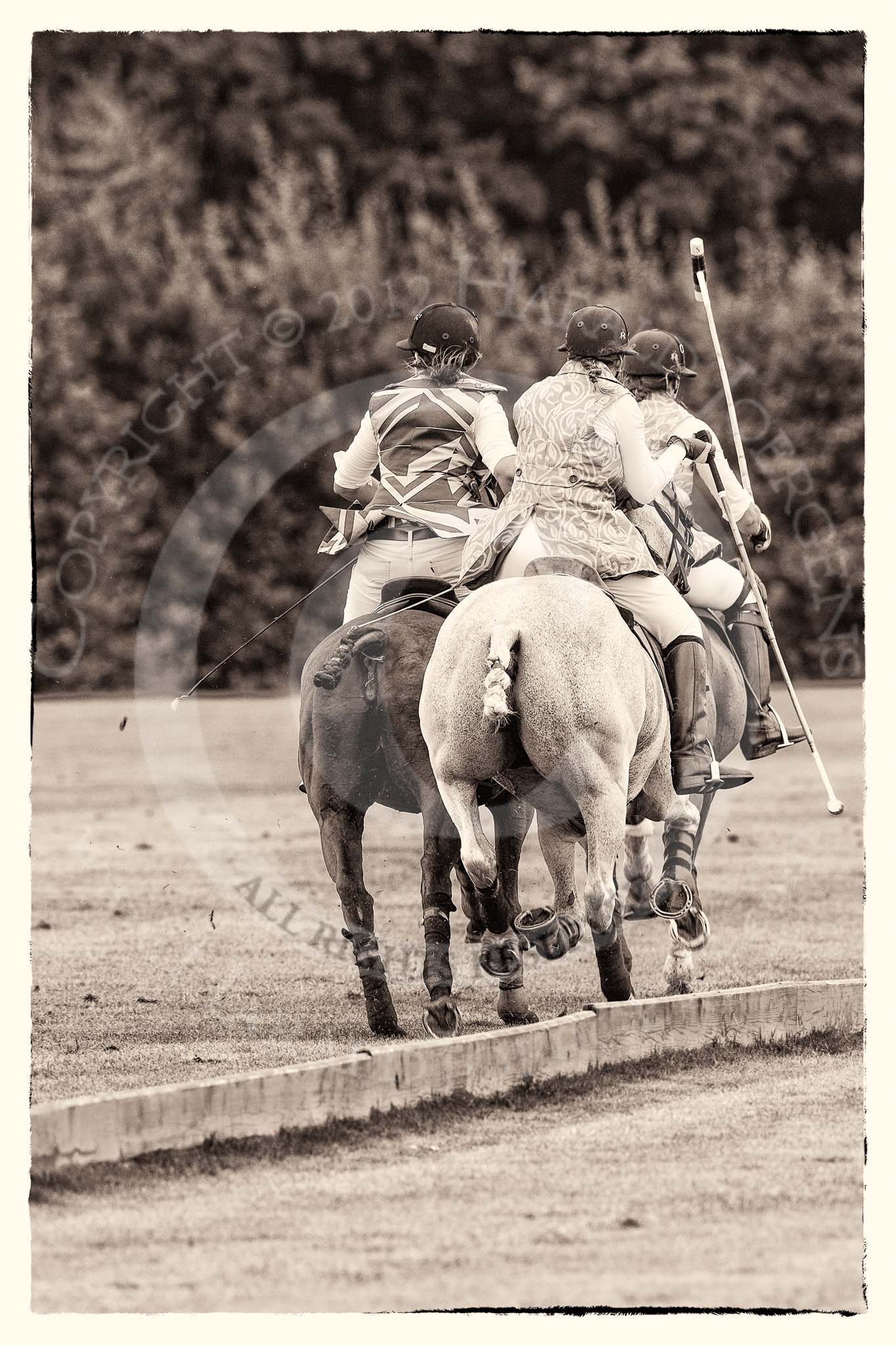 7th Heritage Polo Cup semi-finals: Heading to goal Rosie Ross & Barbara P Zingg..
Hurtwood Park Polo Club,
Ewhurst Green,
Surrey,
United Kingdom,
on 04 August 2012 at 13:14, image #118