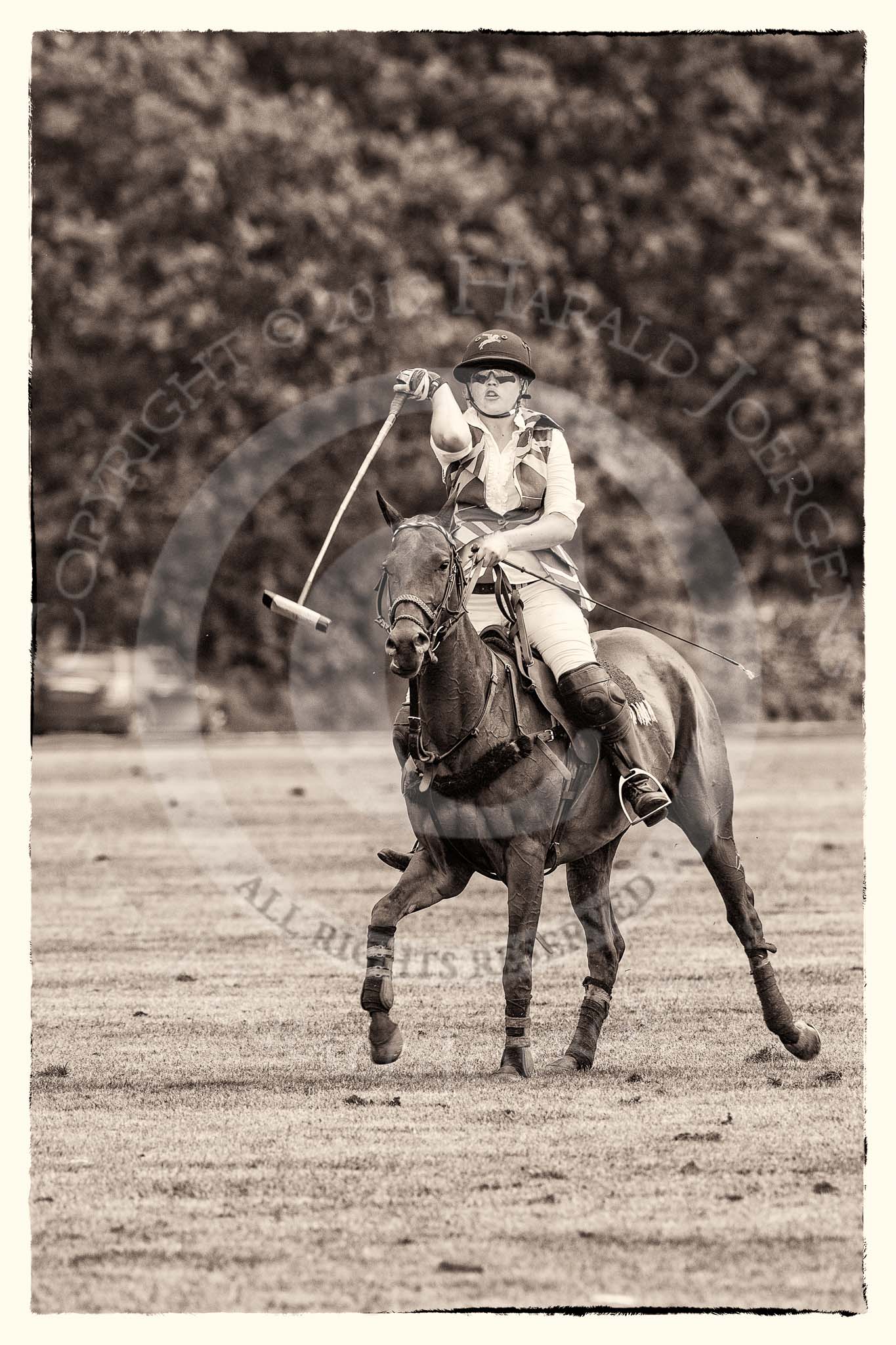 7th Heritage Polo Cup semi-finals: Rosie Ross looking ahead at the Penalty 60 shot..
Hurtwood Park Polo Club,
Ewhurst Green,
Surrey,
United Kingdom,
on 04 August 2012 at 13:33, image #151