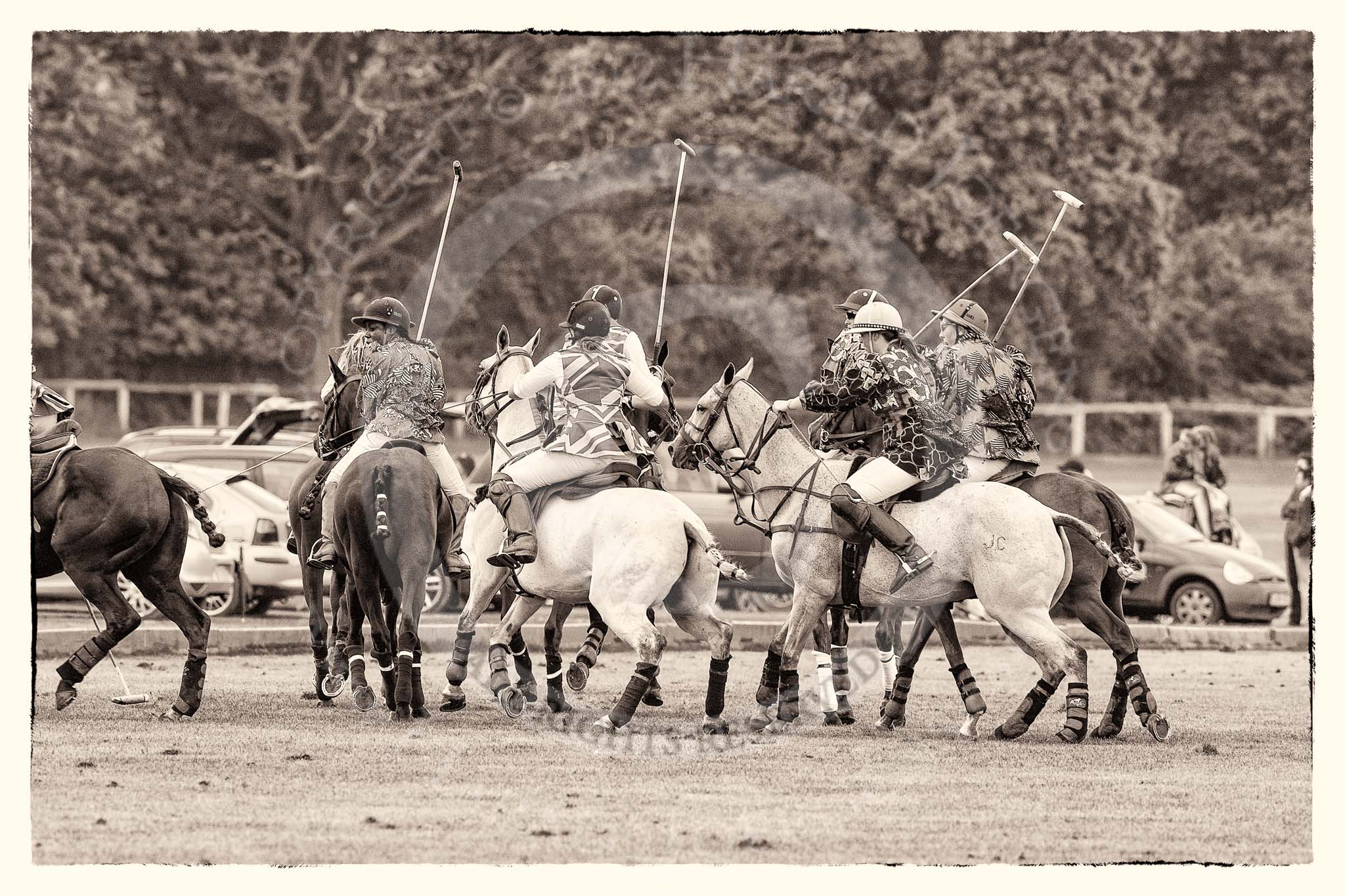 7th Heritage Polo Cup semi-finals: Heading off in a new direction..
Hurtwood Park Polo Club,
Ewhurst Green,
Surrey,
United Kingdom,
on 04 August 2012 at 14:27, image #221